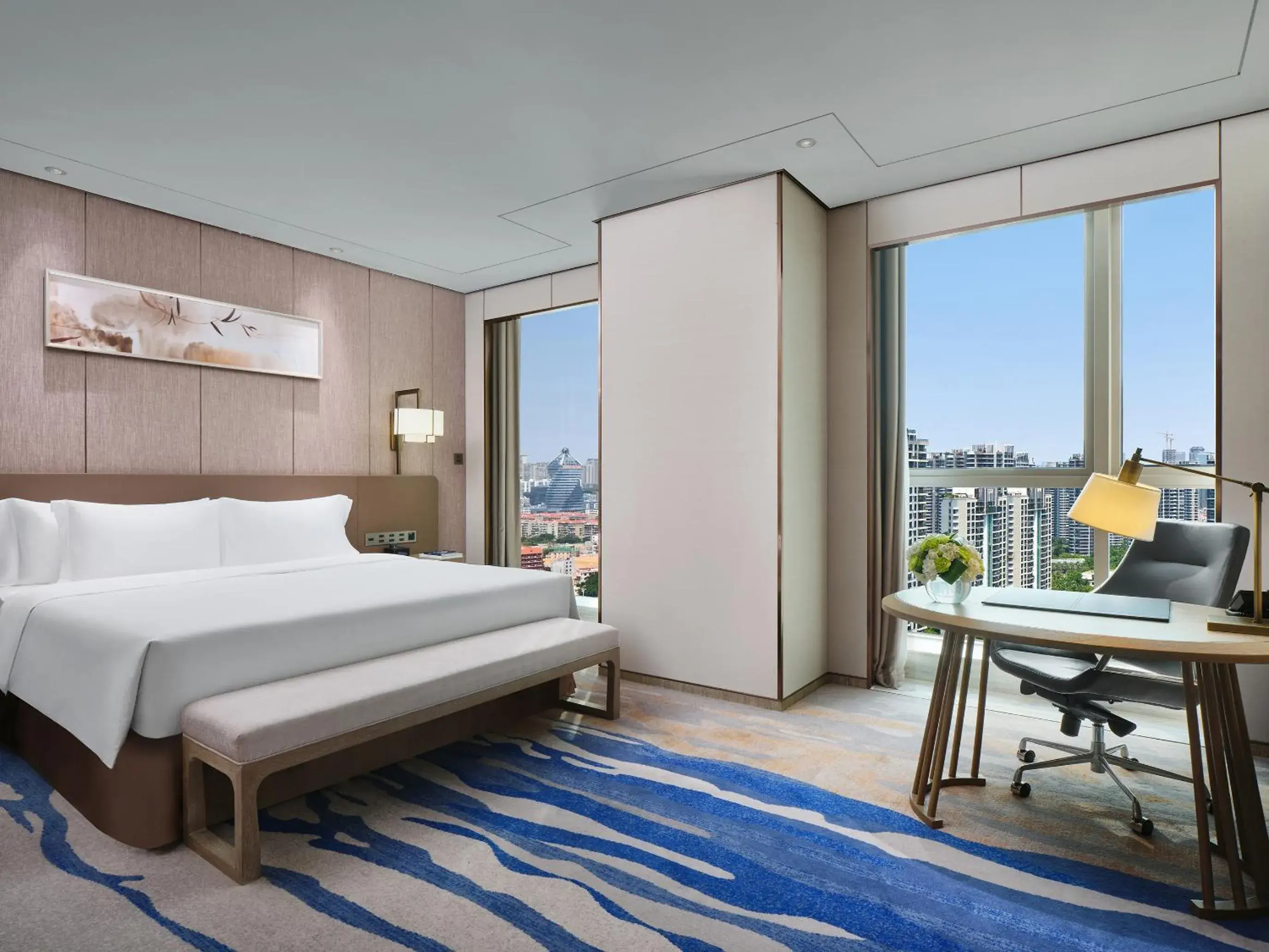 Classic King Room in InterContinental Xiamen by IHG Classic King Room in InterContinental Xiamen by IHG