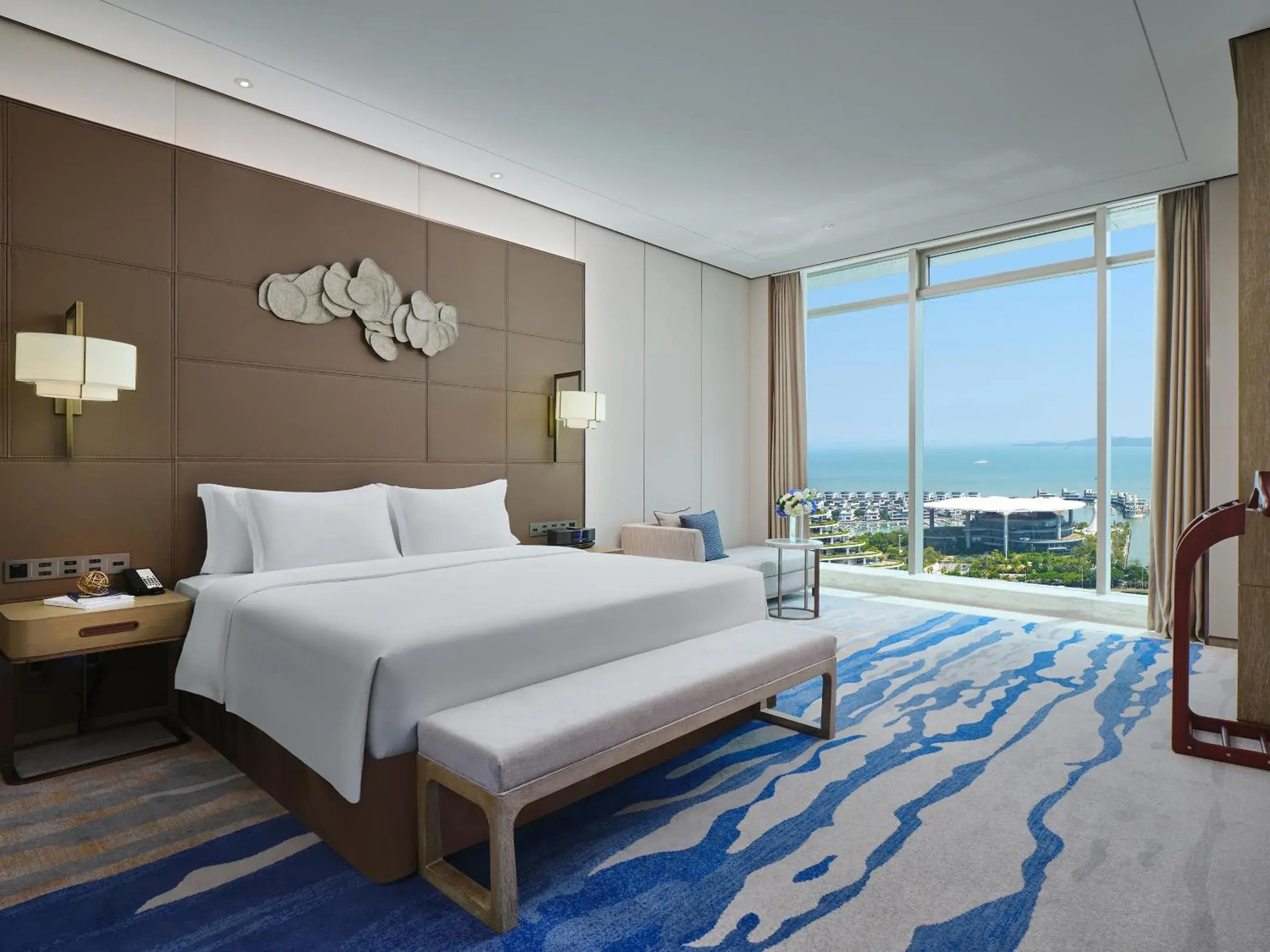 Classic King Room with Sea View in InterContinental Xiamen by IHG Classic King Room with Sea View in InterContinental Xiamen by IHG