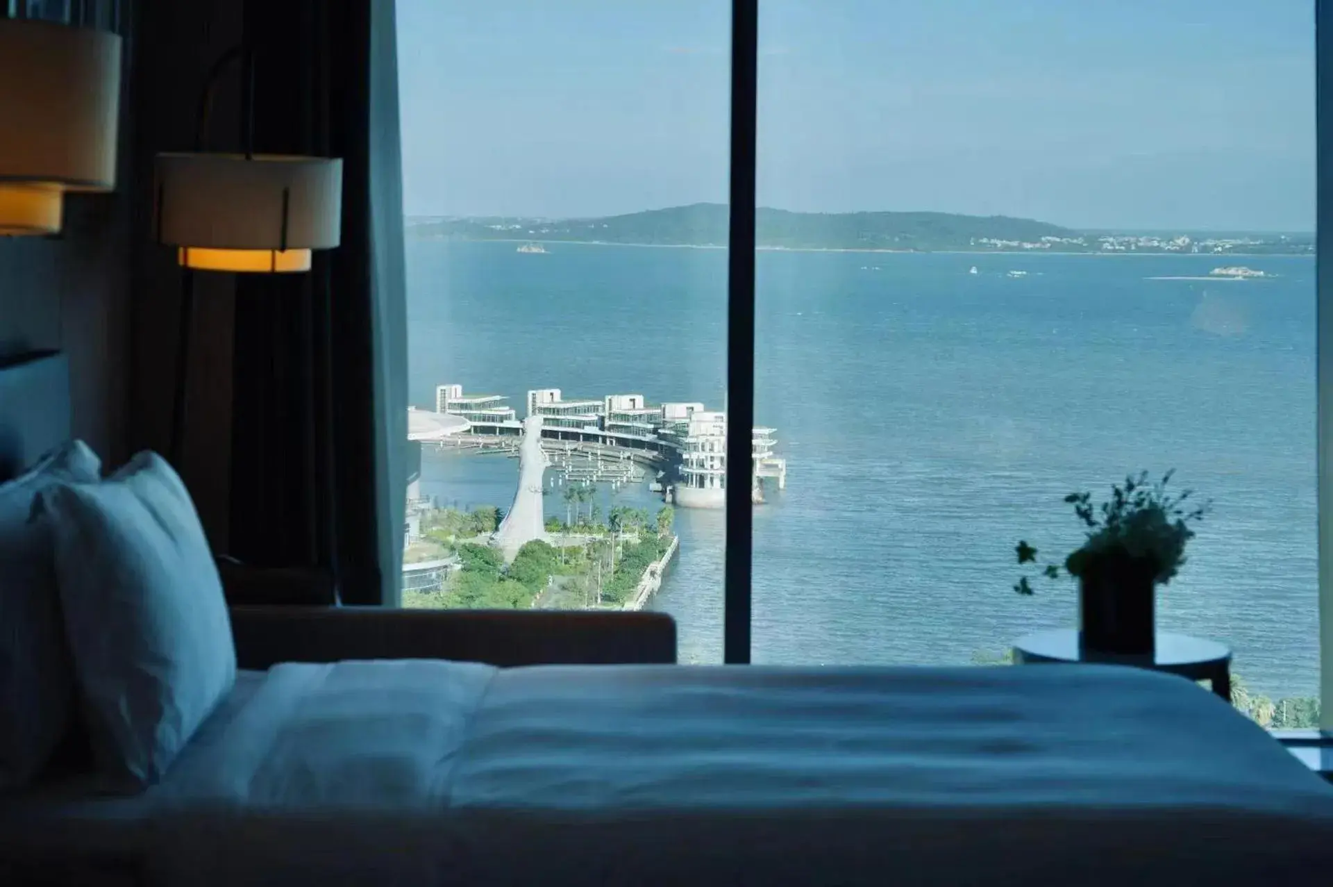 Sea view, Bed in InterContinental Xiamen by IHG Sea view, Bed in InterContinental Xiamen by IHG