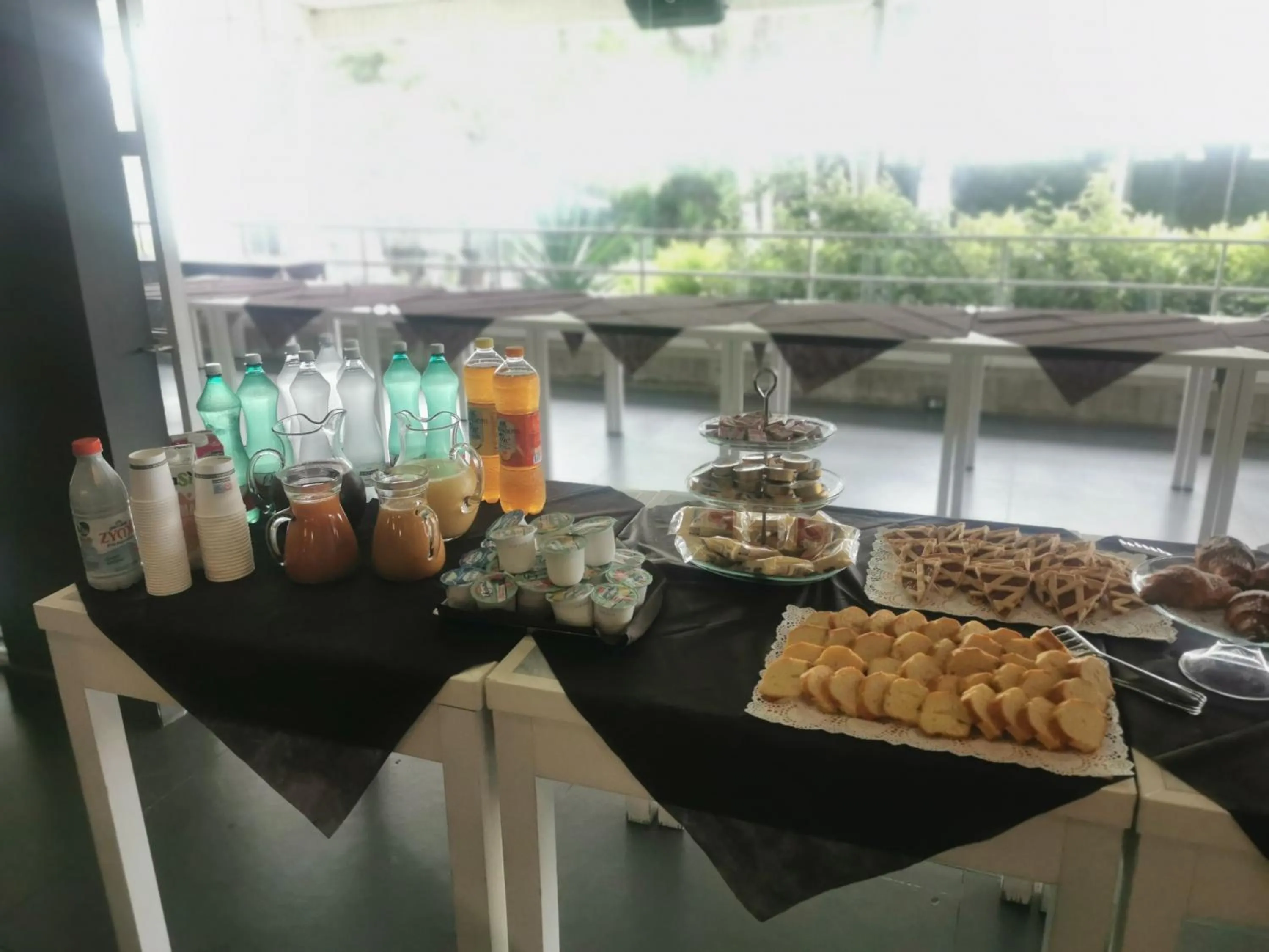 Food and drinks in San Cataldo Hotel