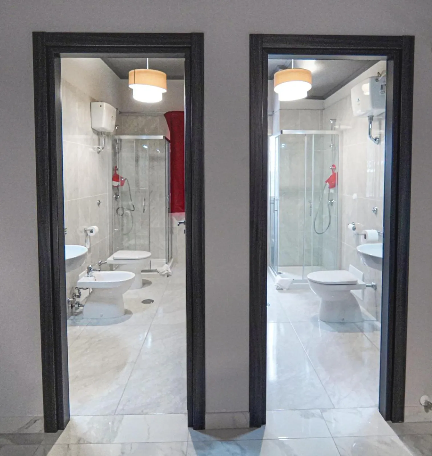 Shower in San Cataldo Hotel