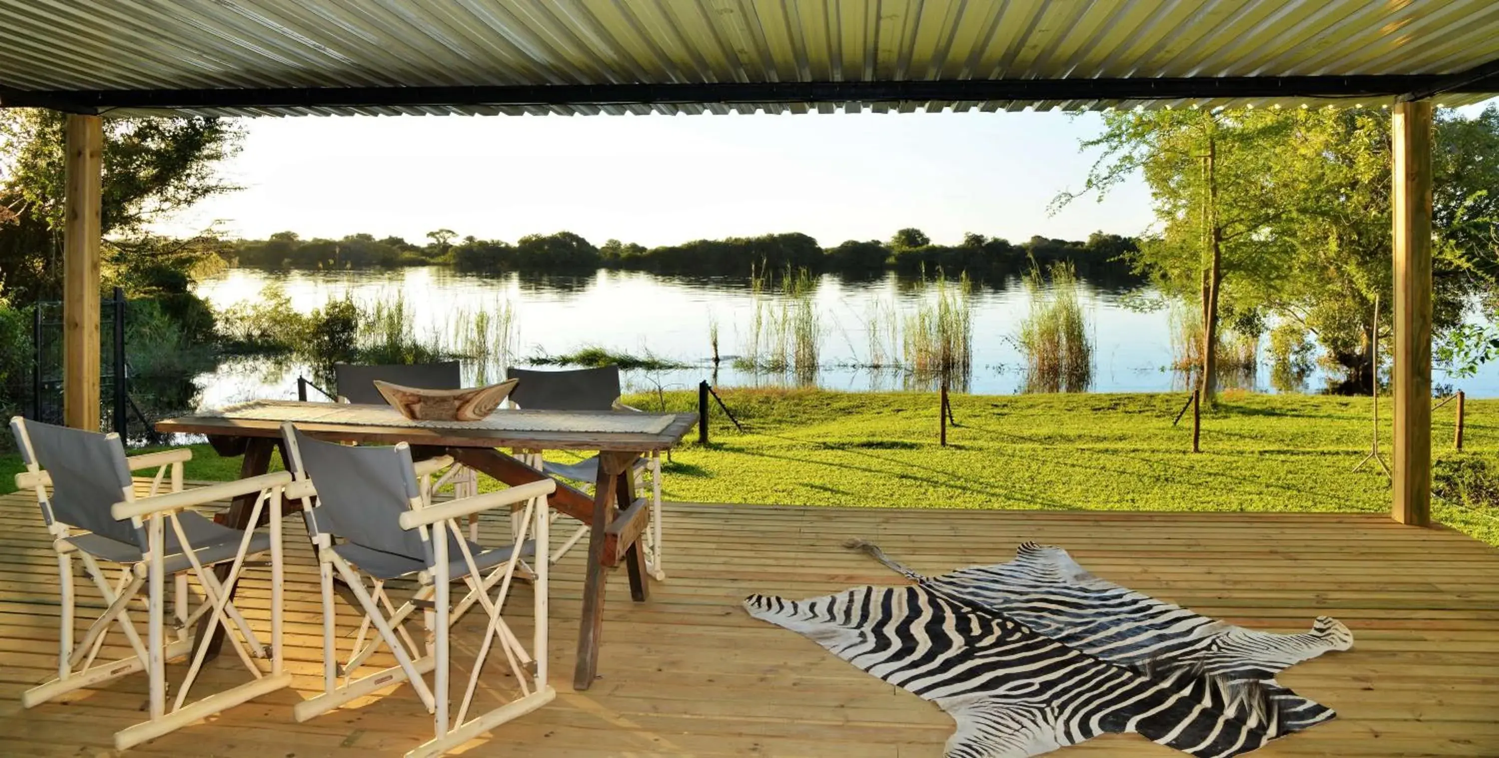 Patio in River View Lodge Patio in River View Lodge