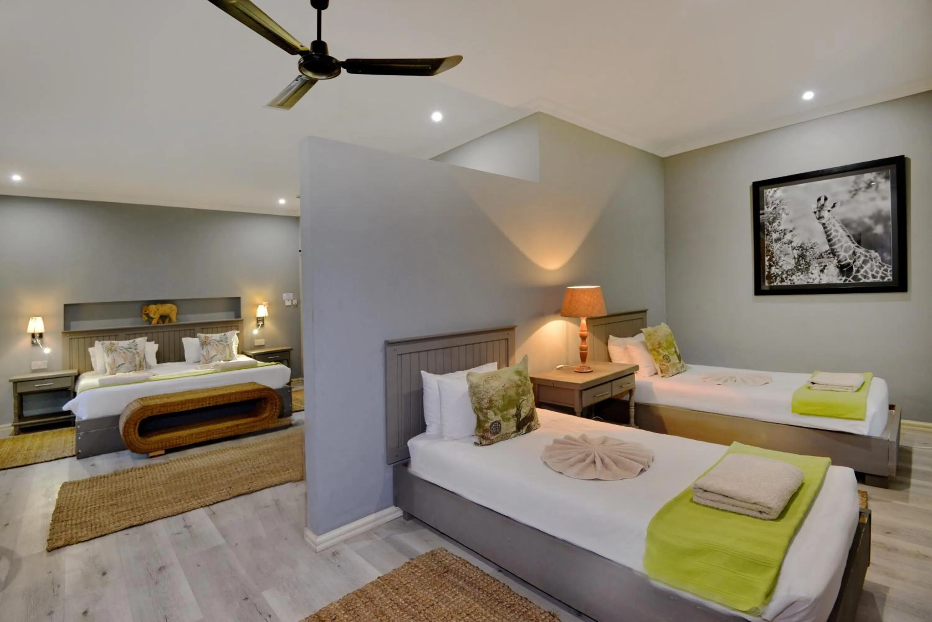 Bedroom, Bed in River View Lodge