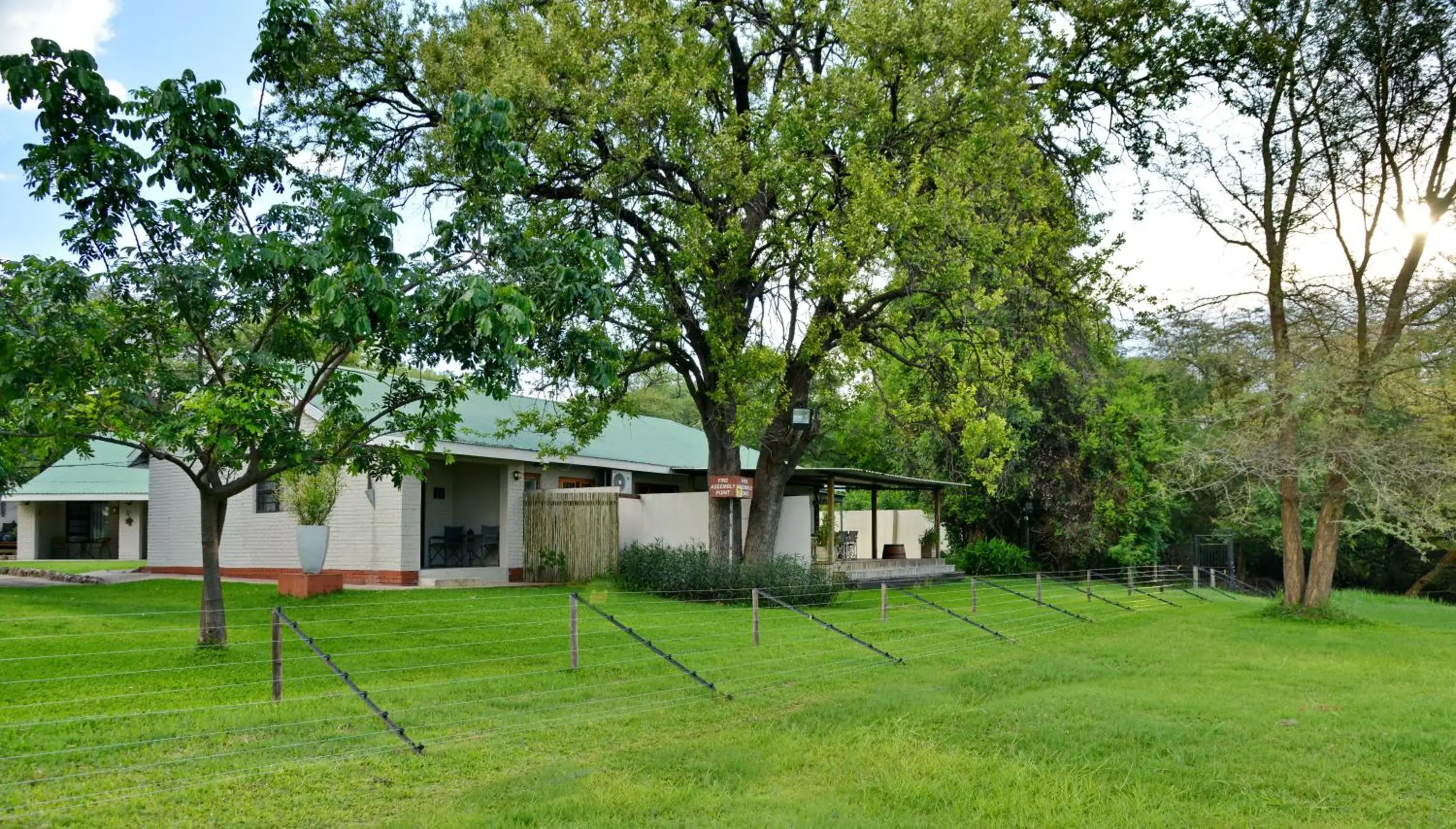 Facade/entrance in River View Lodge Facade/entrance in River View Lodge