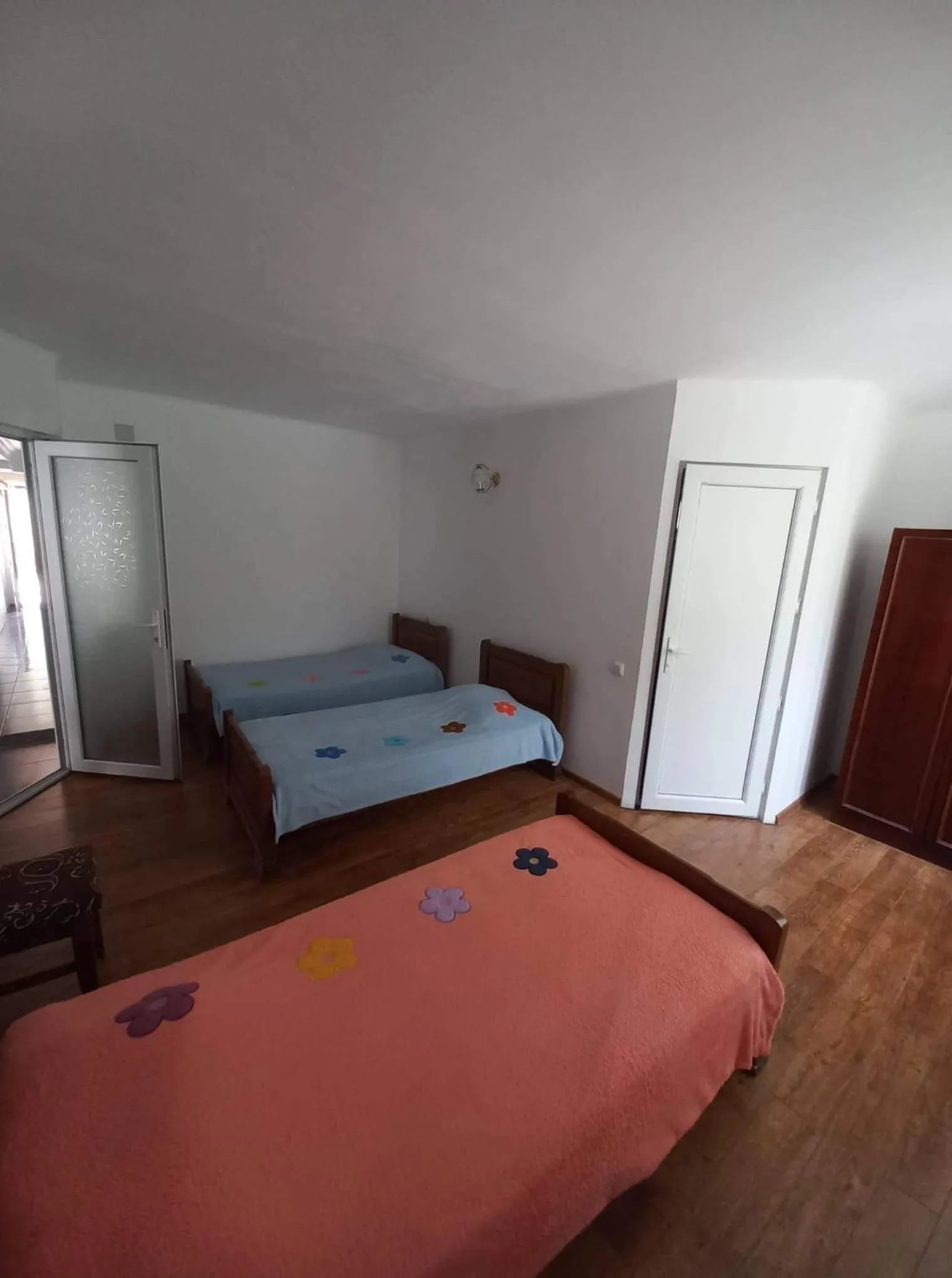 Standard Triple Room in Guest House Maxim