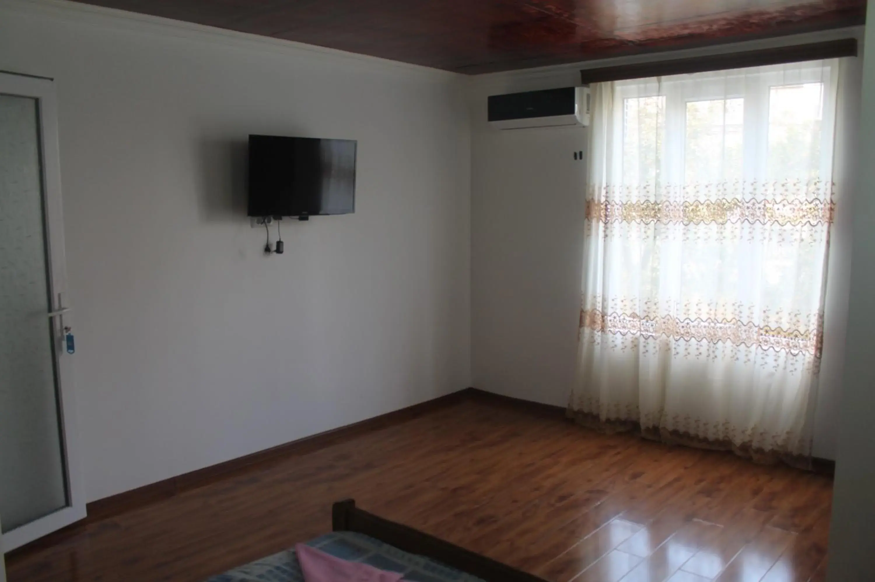 Large Double Room in Guest House Maxim Large Double Room in Guest House Maxim
