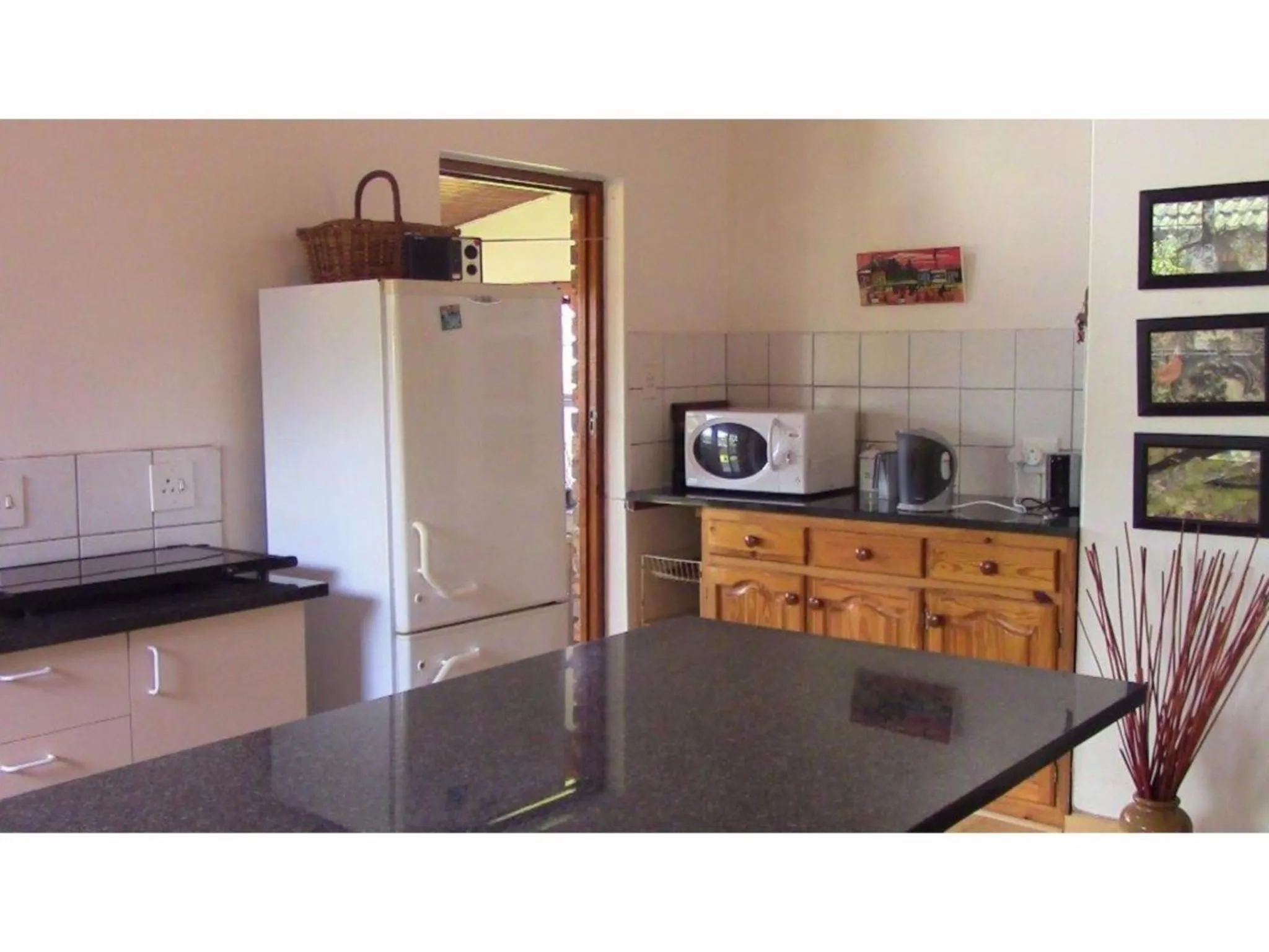 Kitchen or kitchenette in Forest Nest Cottage, Tsitsikamma