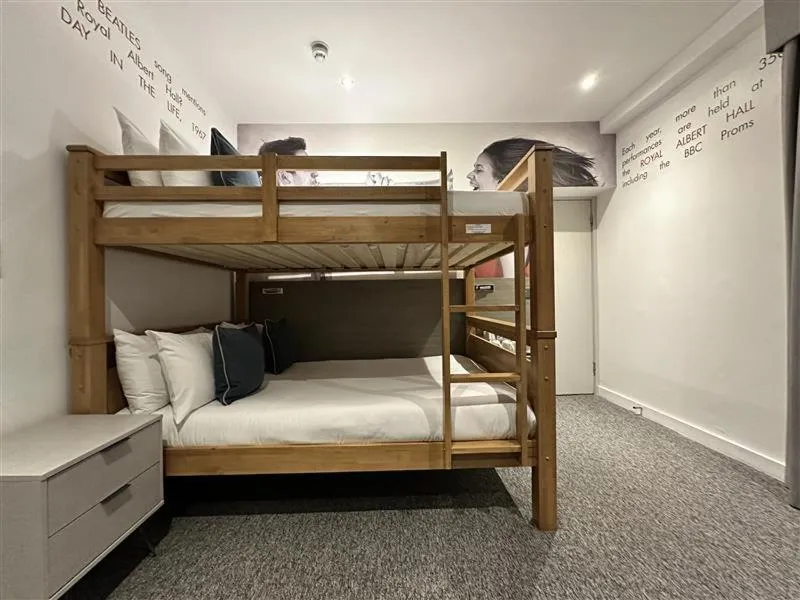 Bedroom, Bed in Heeton Concept Hotel - Kensington London