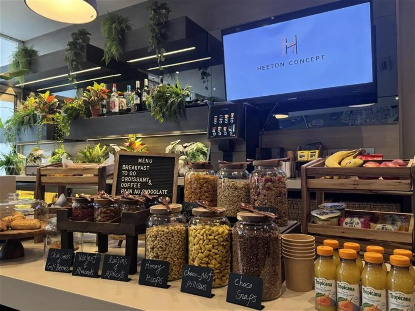 Breakfast in Heeton Concept Hotel - Kensington London