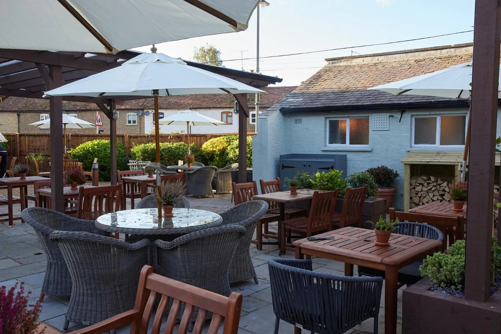 Feathers by Chef & Brewer Collection