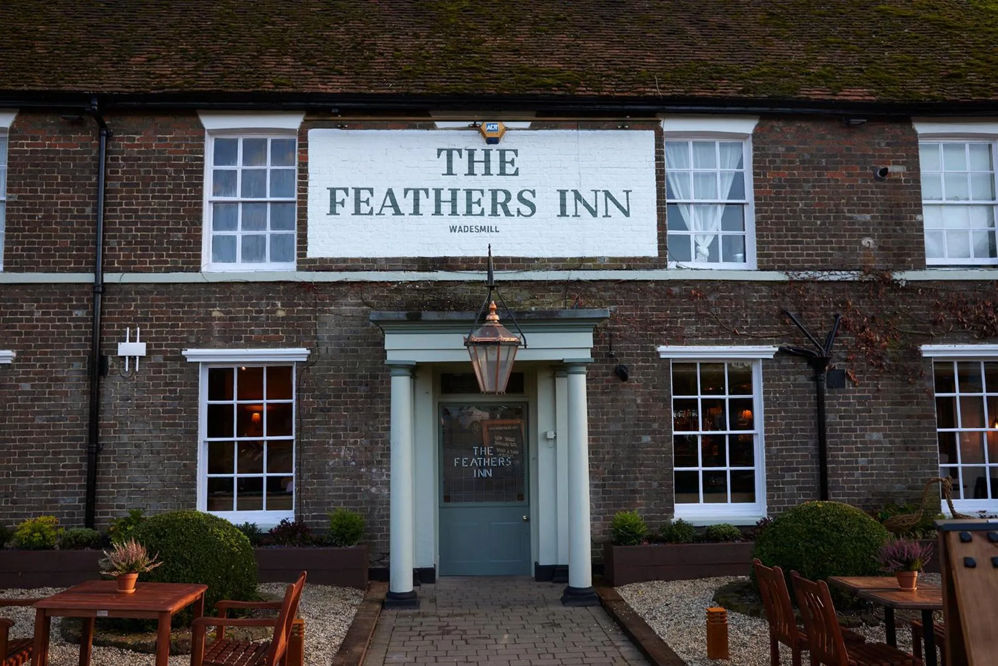 Feathers by Chef & Brewer Collection