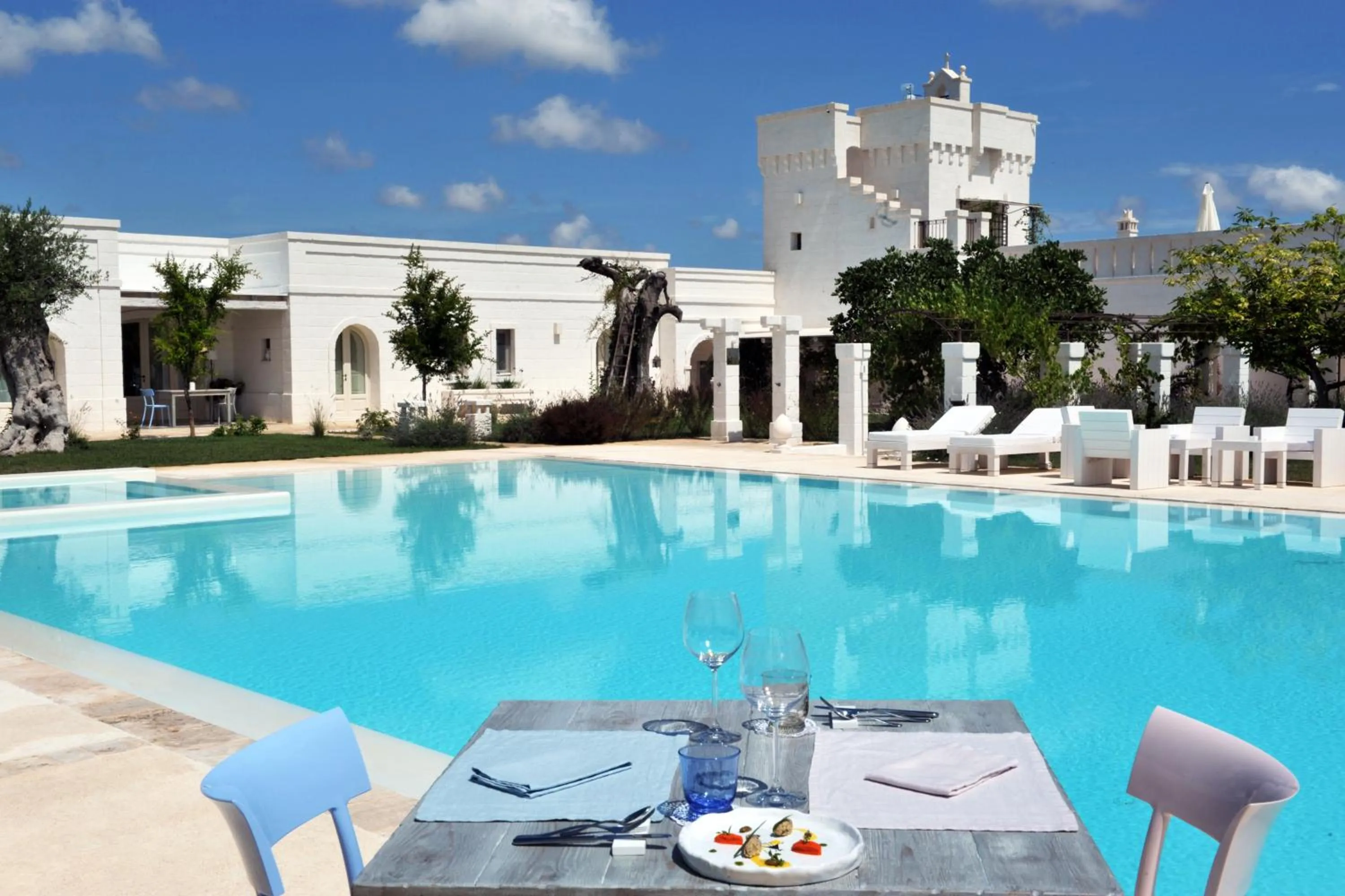 Pool view in Masseria Almadava