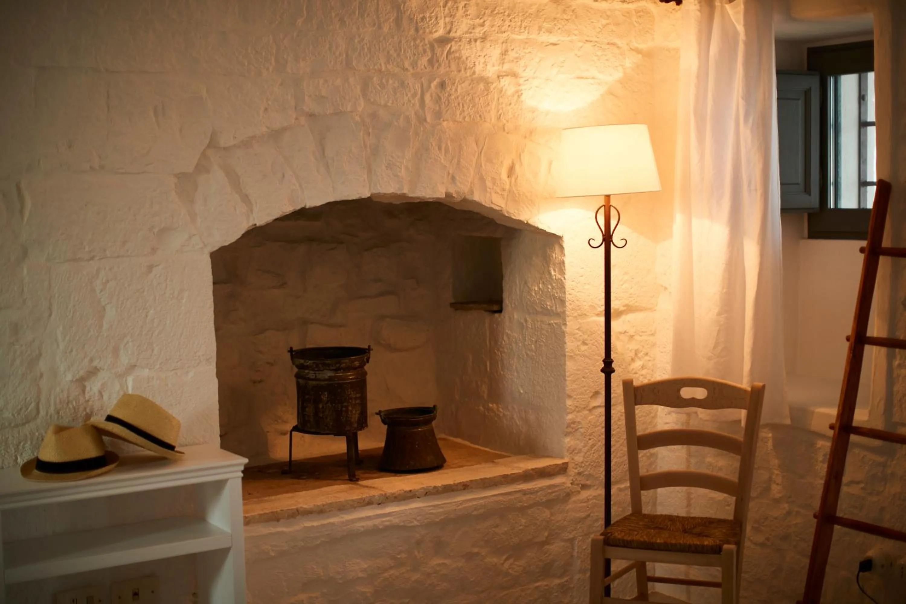 Photo of the whole room in Masseria Almadava