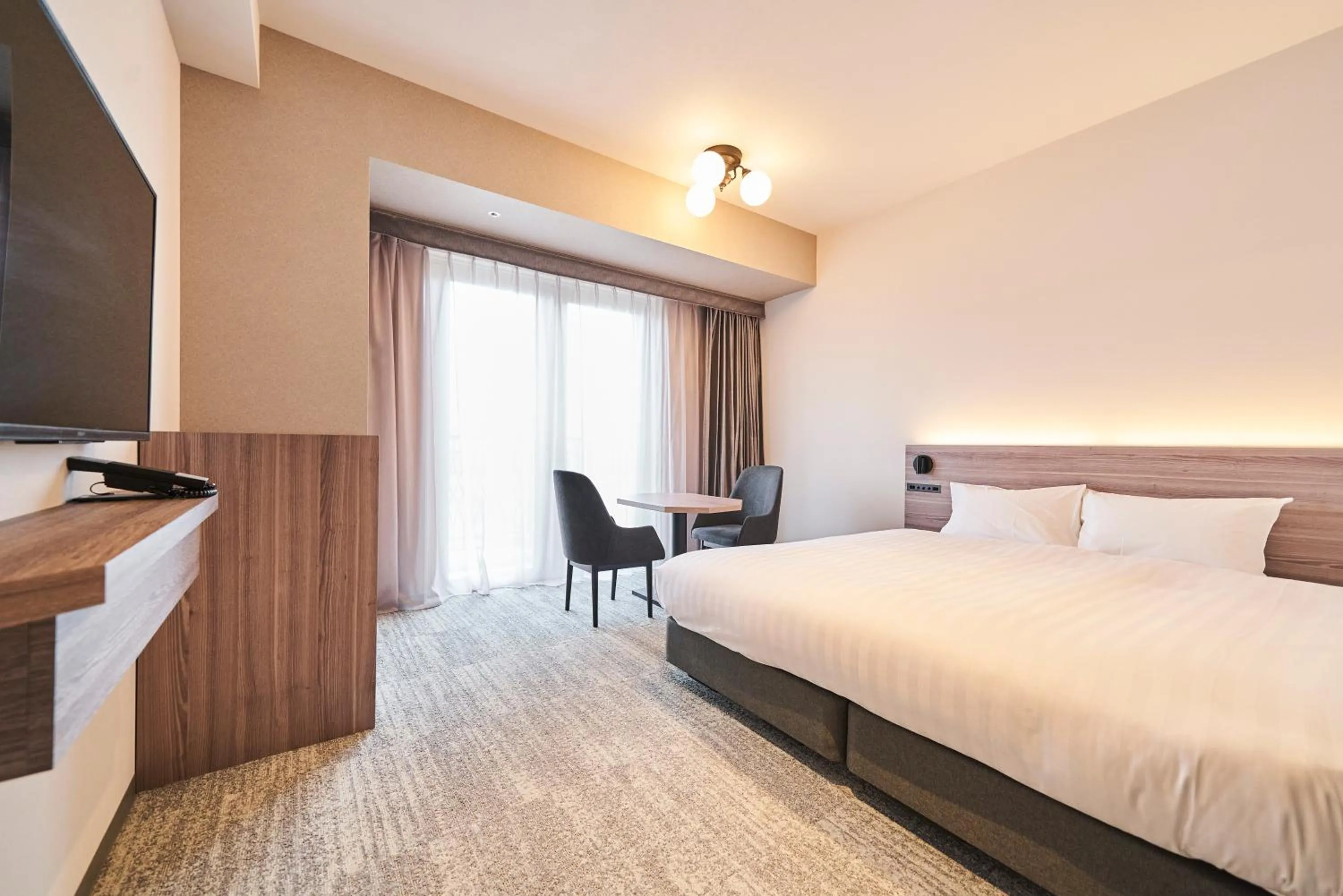 Photo of the whole room, Bed in Hotel Grand Tiara Minaminagoya