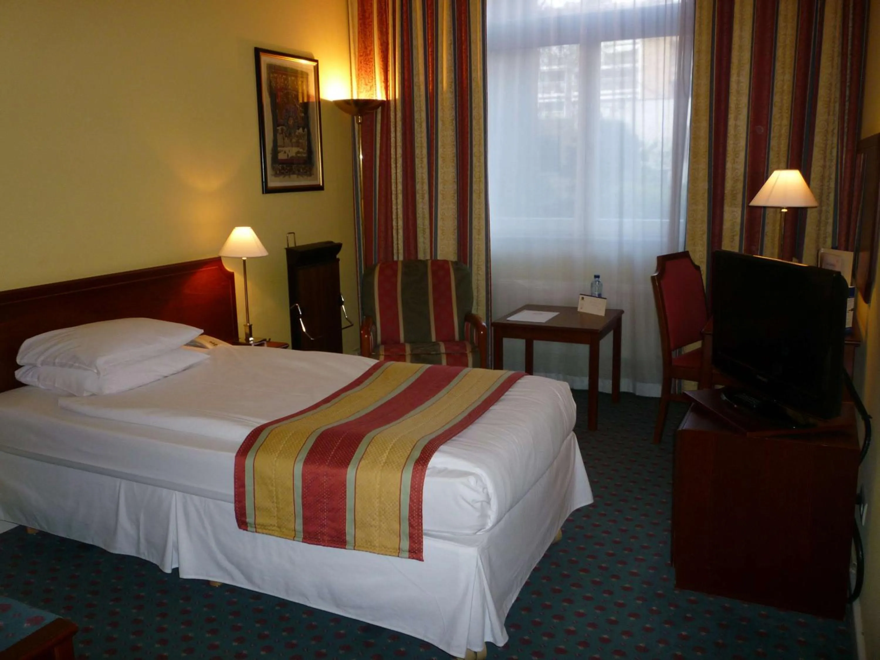 Mini Single Room with Single Bed - Non-Smoking in Park Hotel Brussels