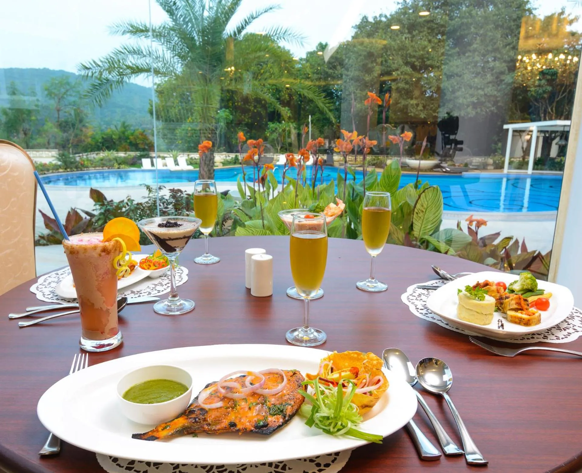 Restaurant/places to eat in Park Regis Goa