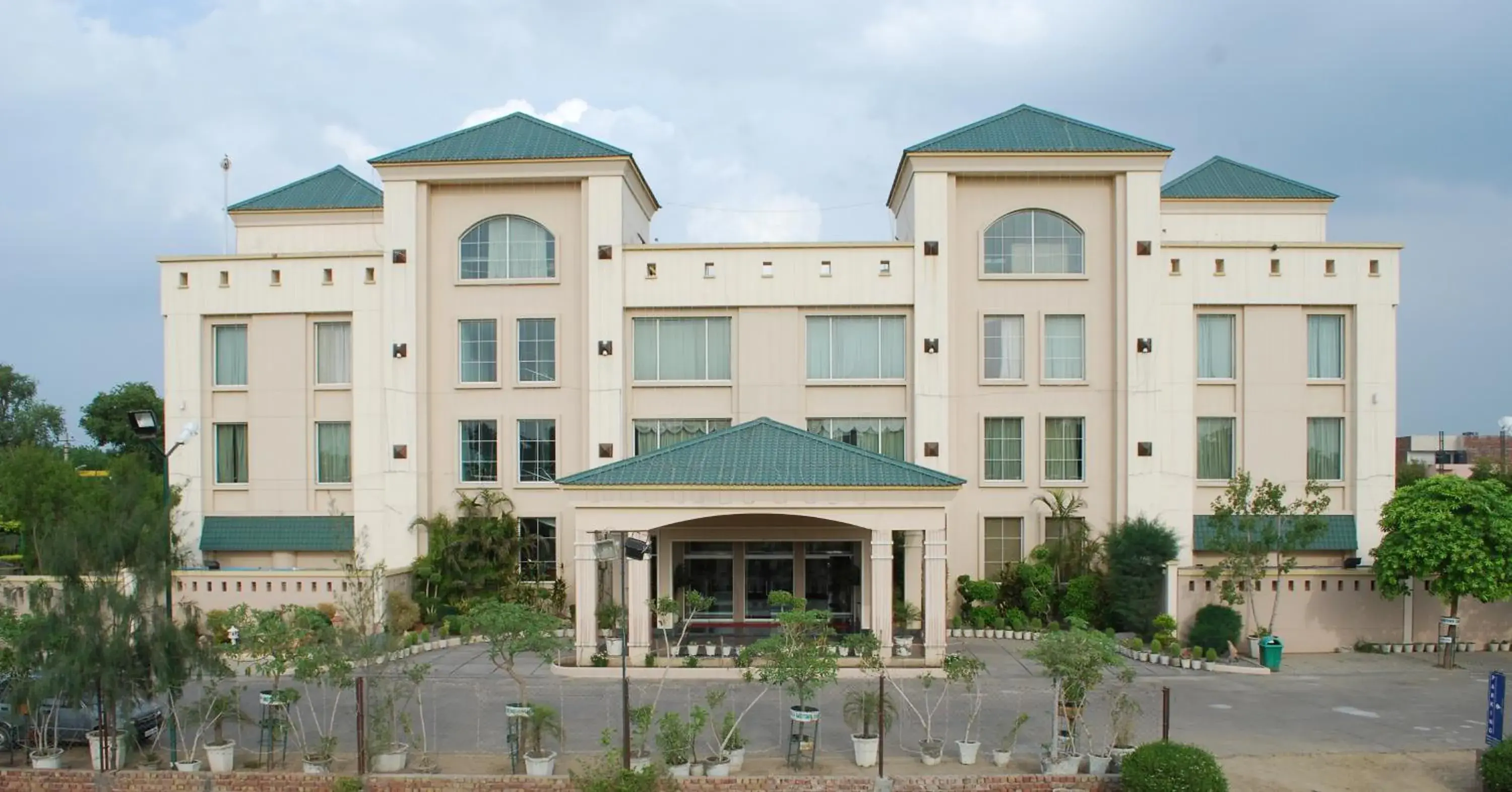 Midtown Grand Midtown Grand