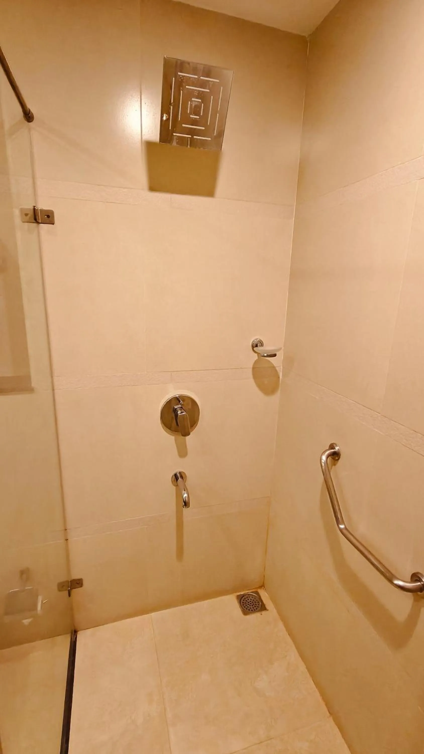 Shower in Khanna Fiesta - A Bergamont Hotel, Vellore