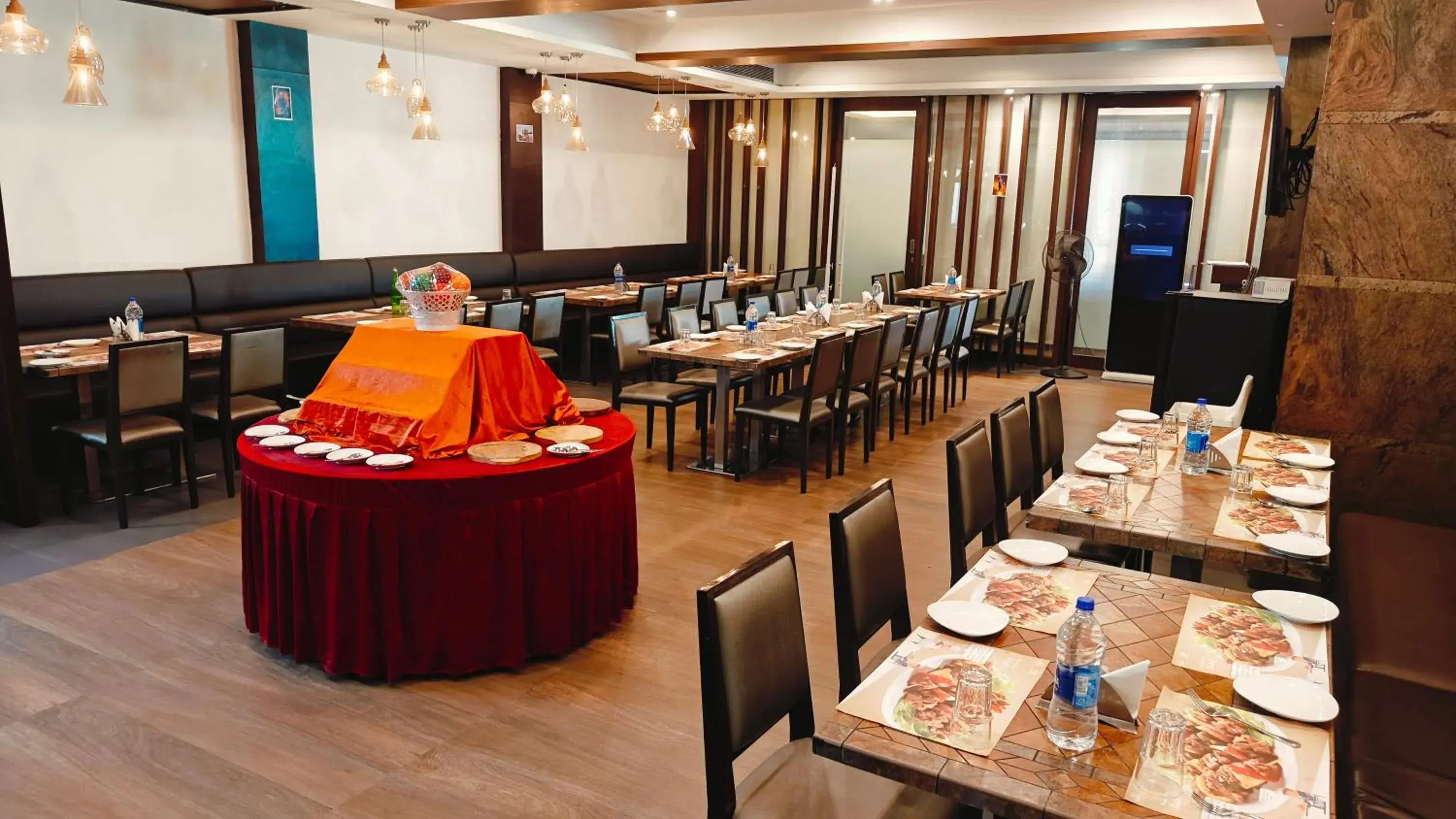 Restaurant/places to eat in Khanna Fiesta - A Bergamont Hotel, Vellore Restaurant/places to eat in Khanna Fiesta - A Bergamont Hotel, Vellore