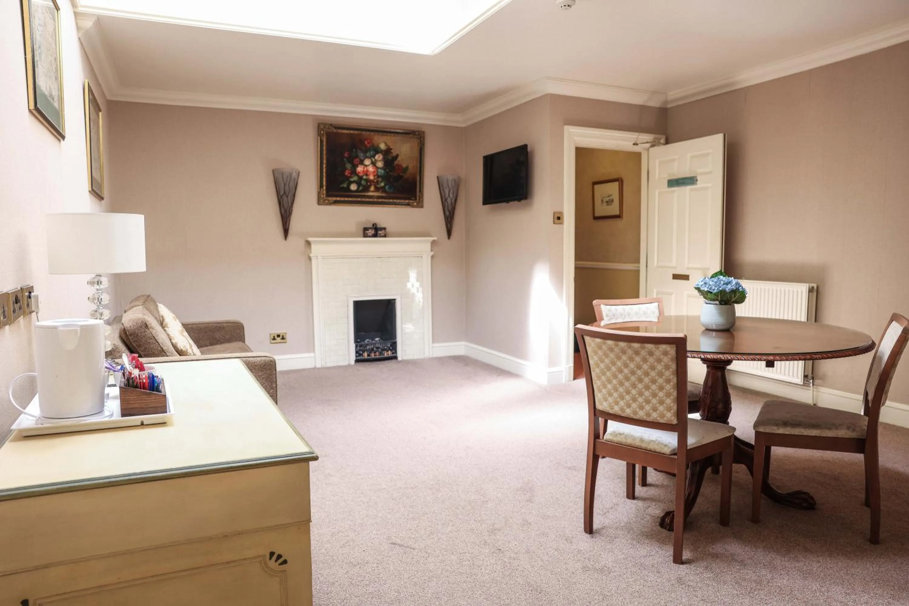 Living room in Hazlewood Castle & Spa