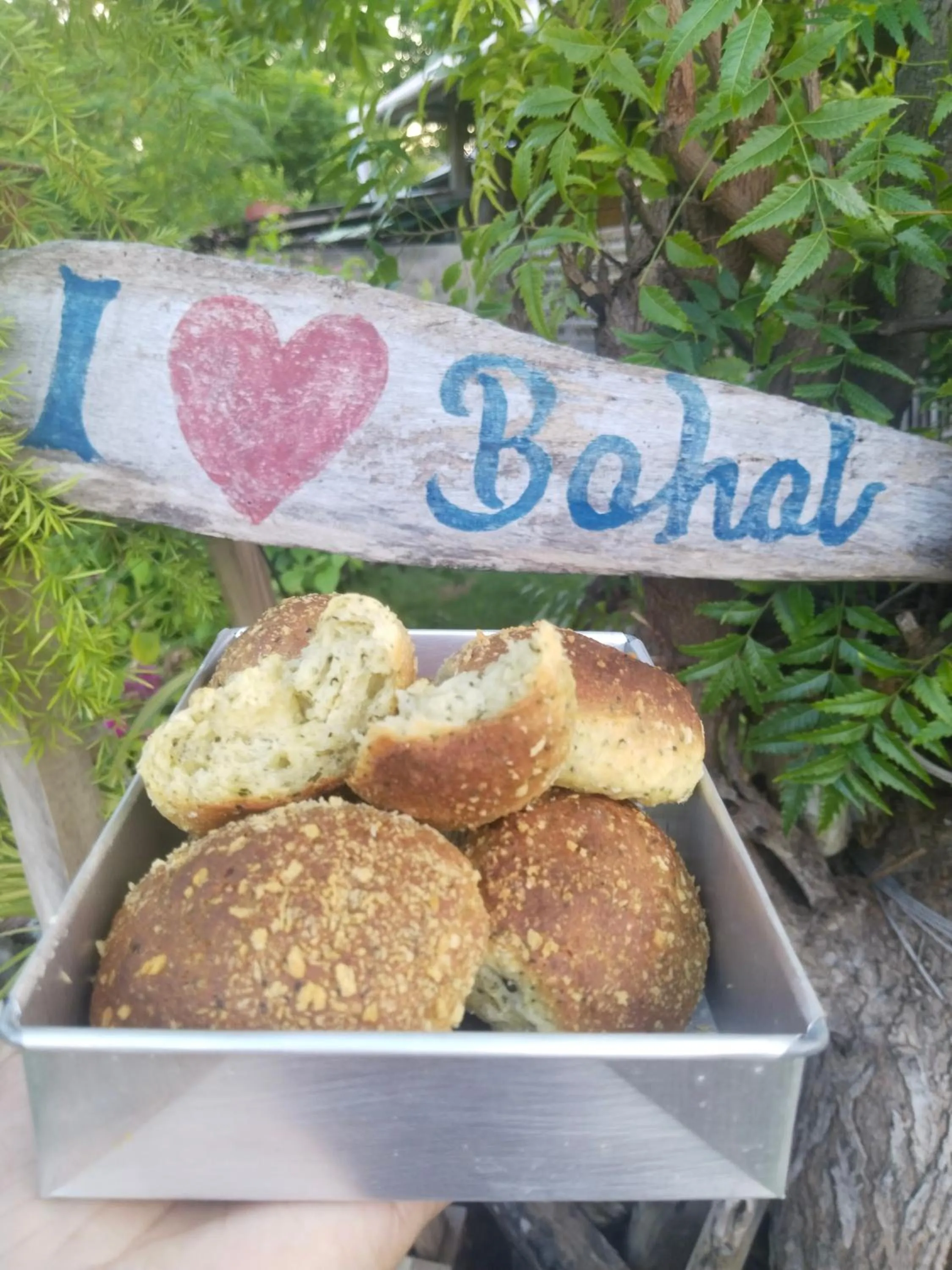 Shirley's Cottage - Pamilacan Island