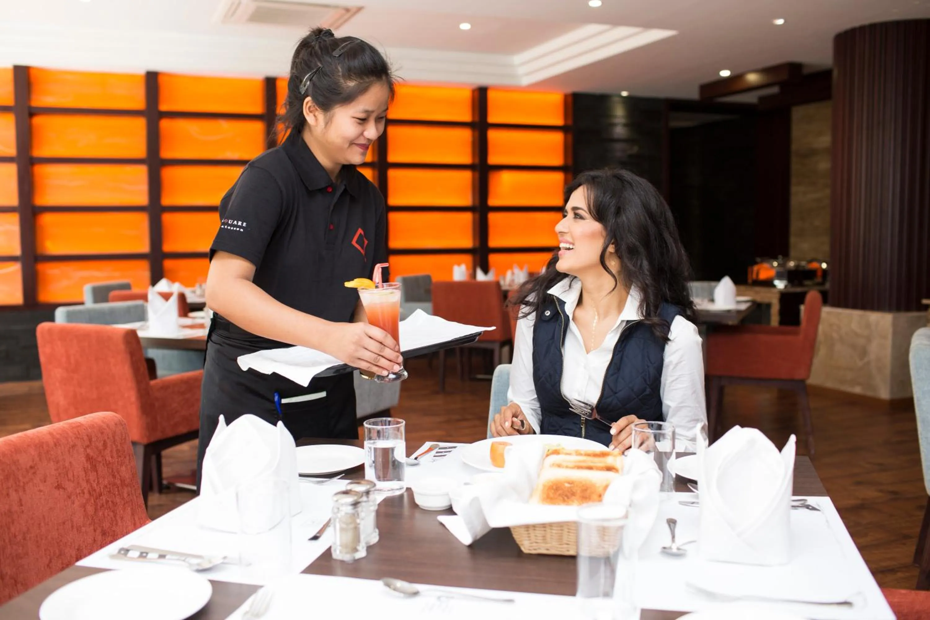 Restaurant/places to eat in Sea Shell Coral Cove