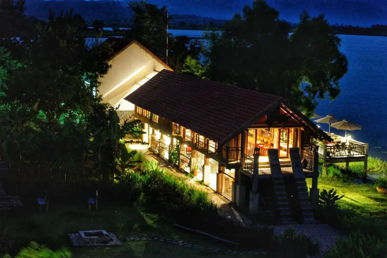 Restaurant/places to eat in Lak Tented Camp Restaurant/places to eat in Lak Tented Camp