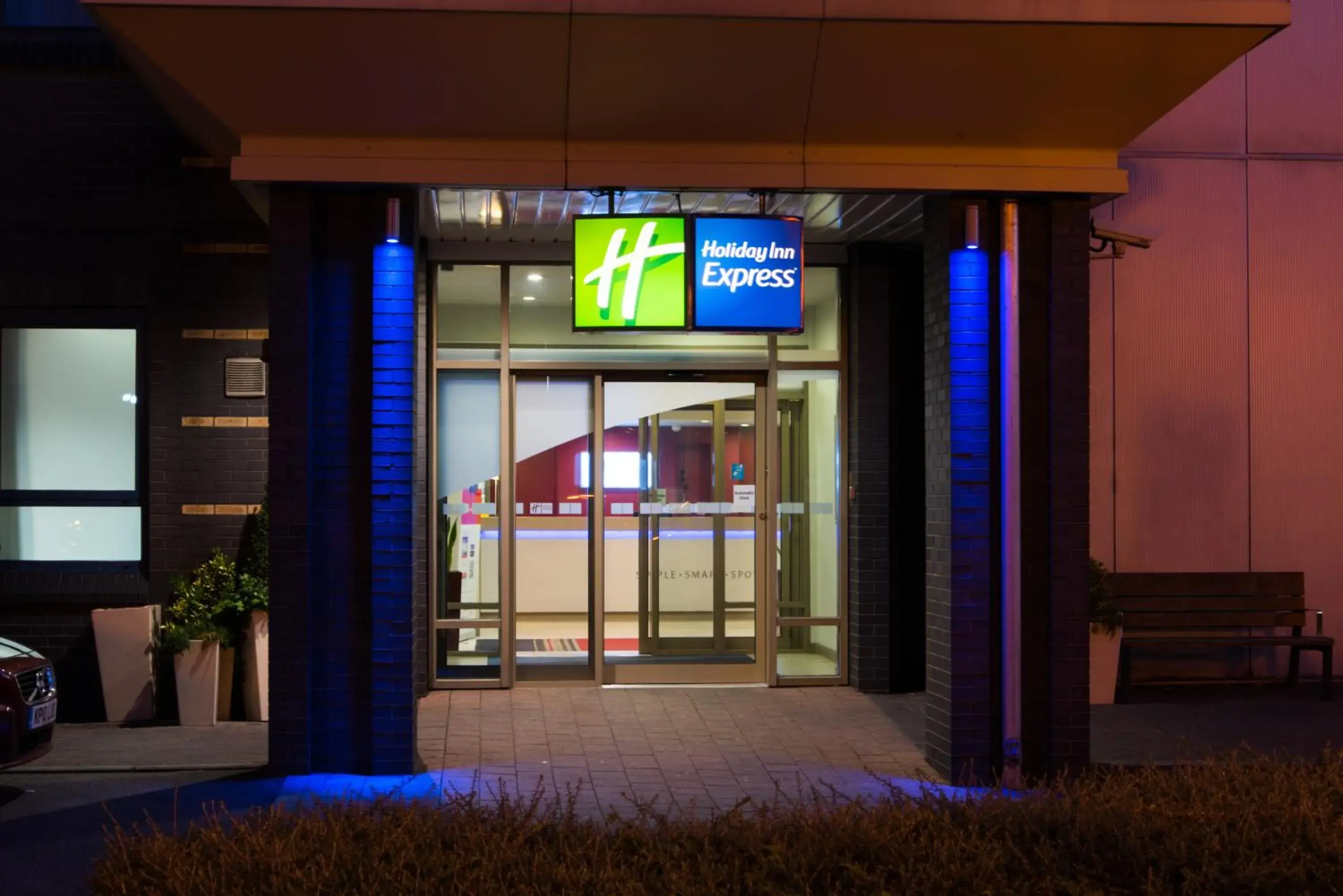 Property building in Holiday Inn Express Leeds City Centre by IHG Property building in Holiday Inn Express Leeds City Centre by IHG