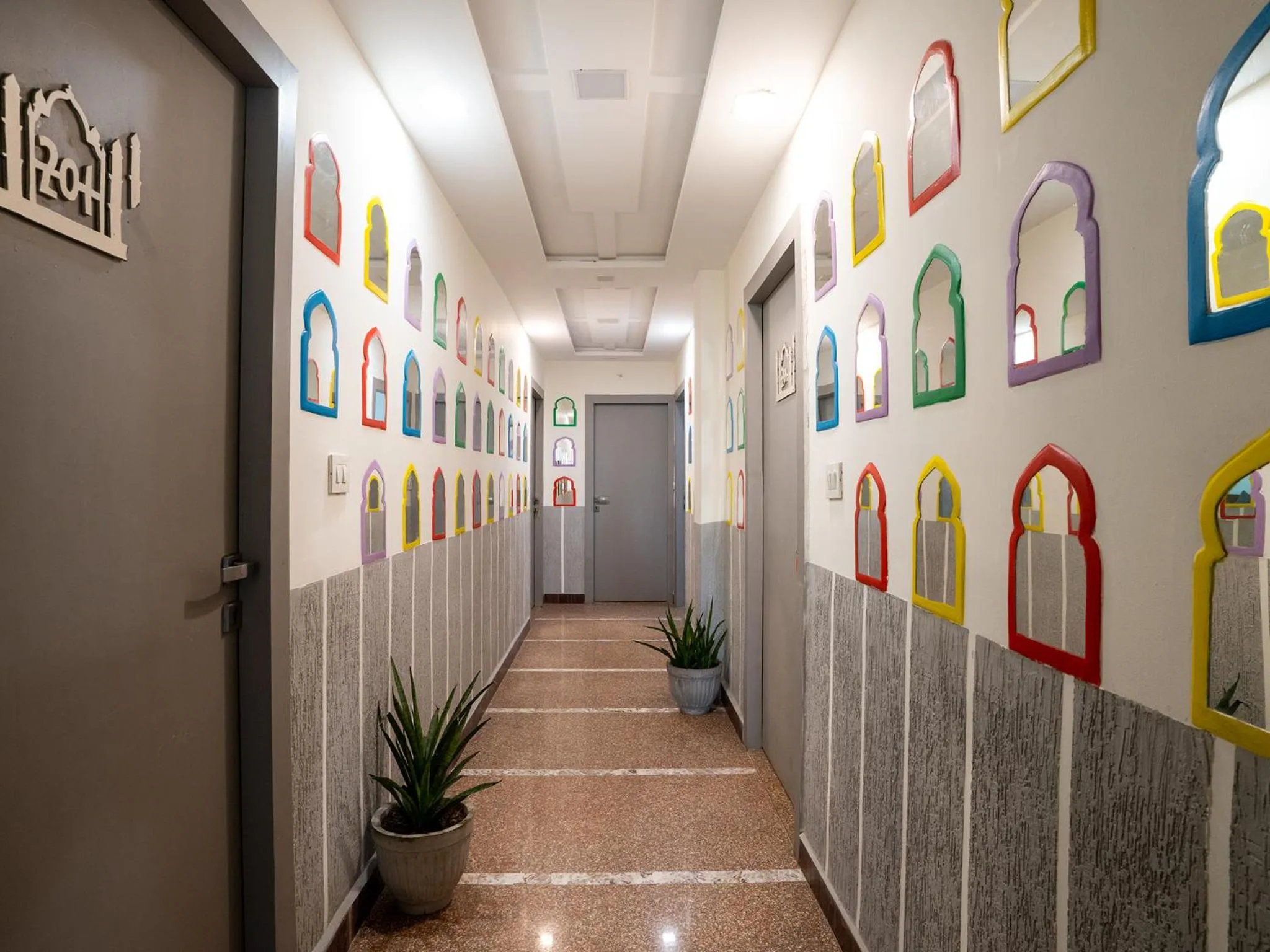 Facade/entrance in Moustache Agra