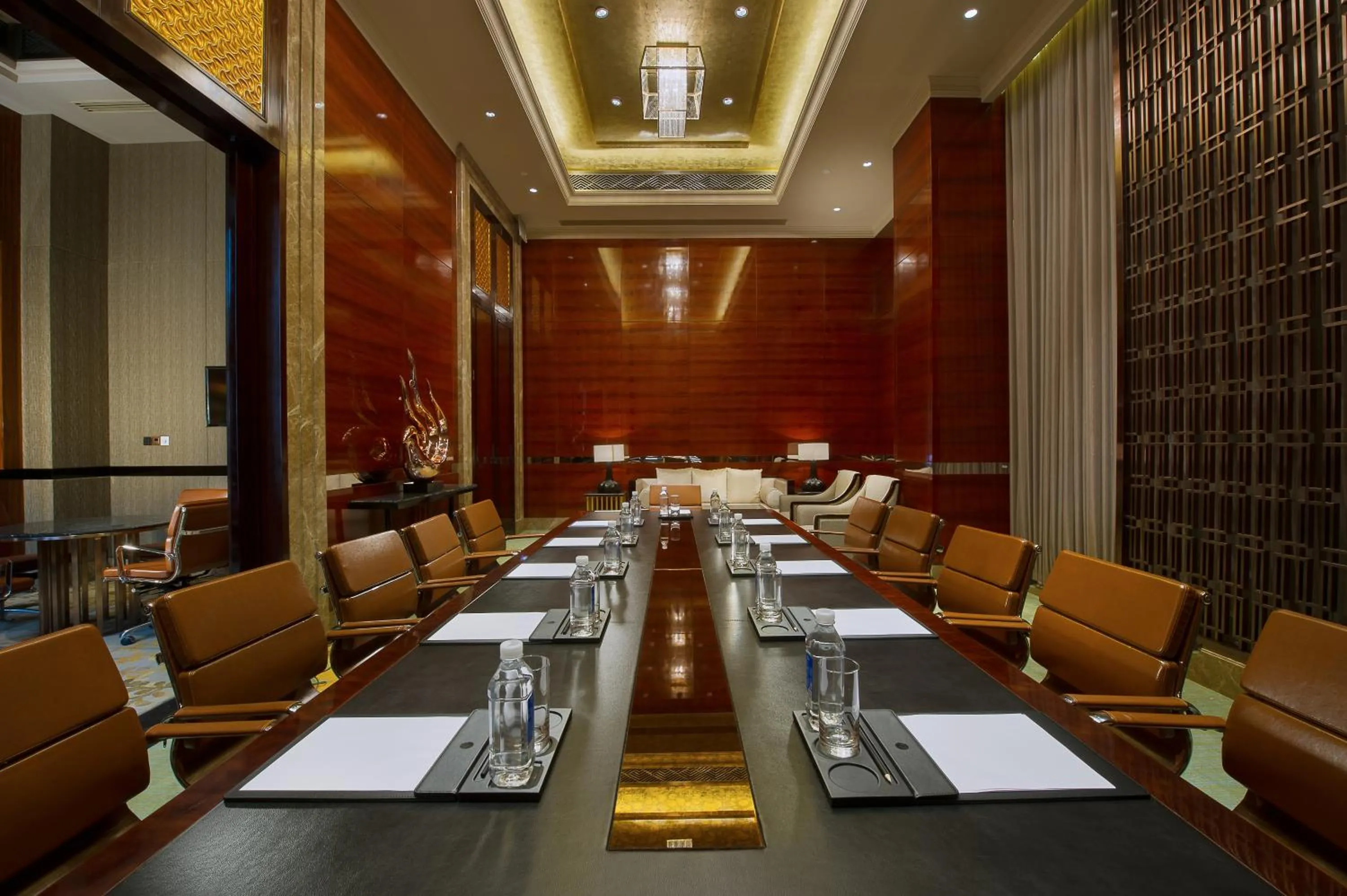 Business facilities in Zhaolin Grand Hotel