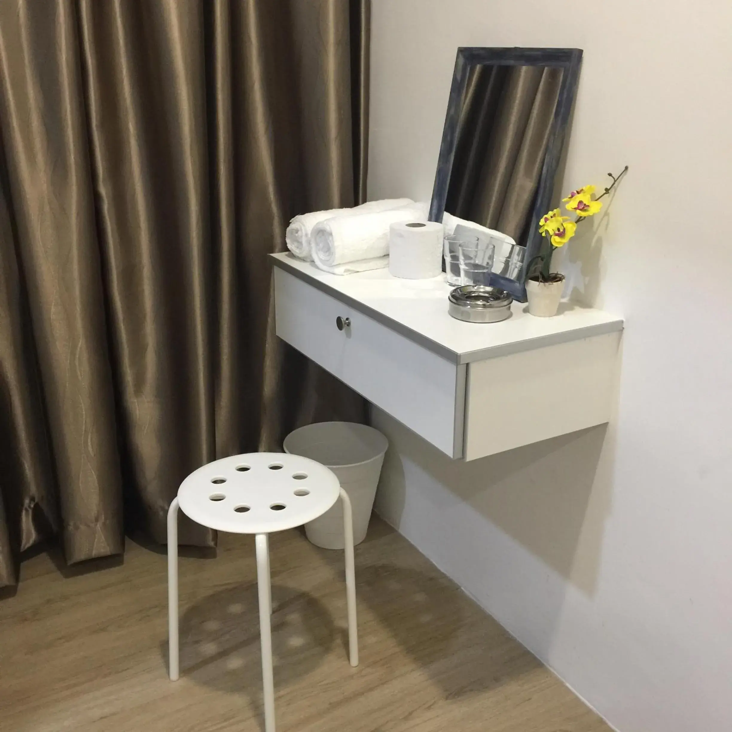 Bathroom in The b'Hotel Bathroom in The b'Hotel