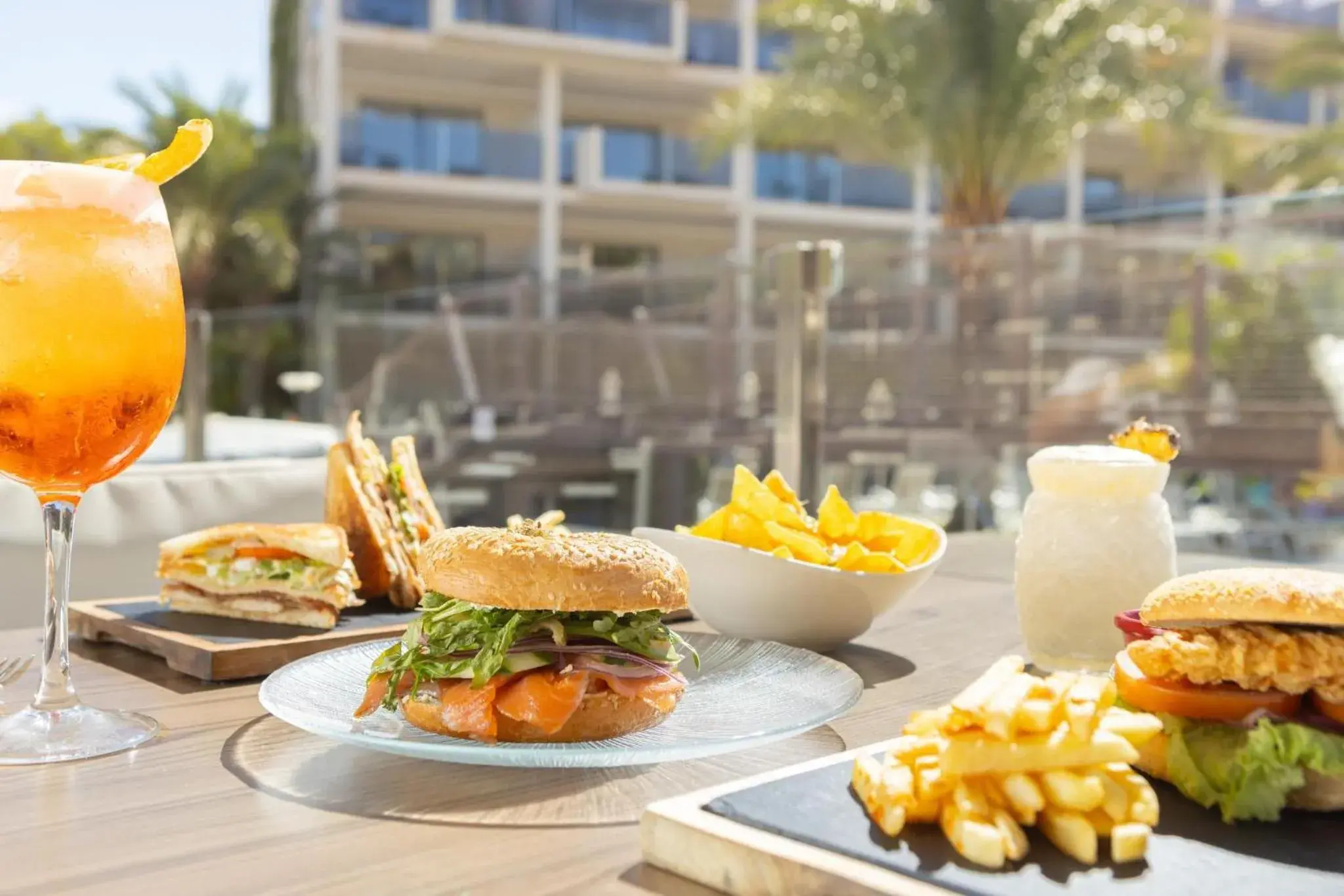 Restaurant/places to eat in Zafiro Palace Palmanova Restaurant/places to eat in Zafiro Palace Palmanova