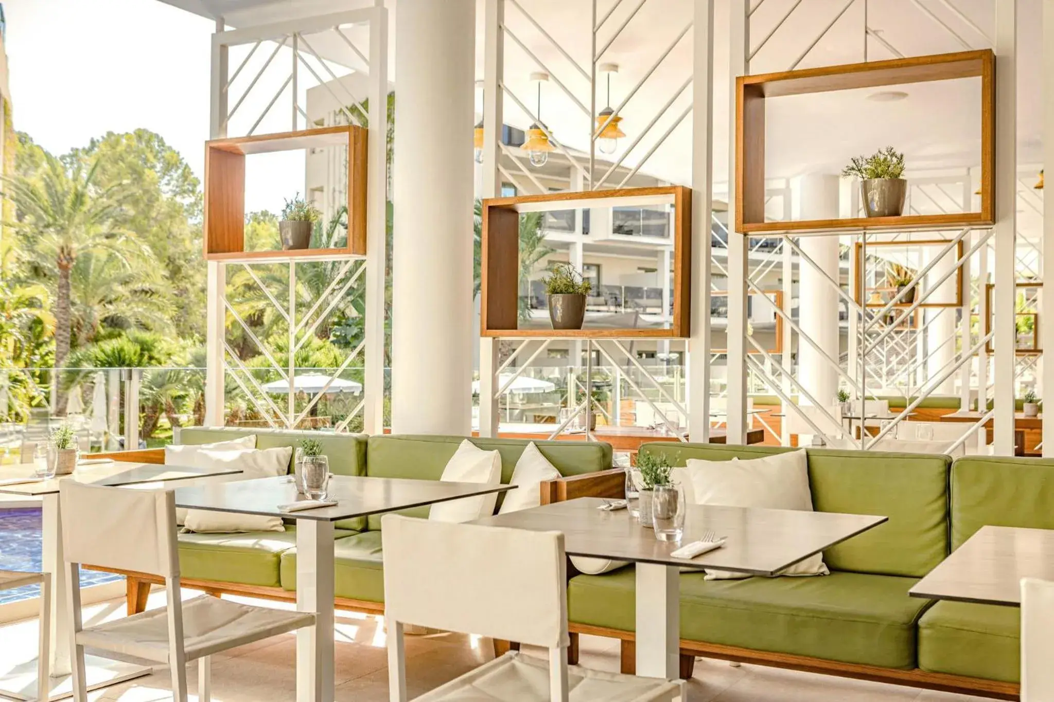 Lobby or reception in Zafiro Palace Palmanova Lobby or reception in Zafiro Palace Palmanova