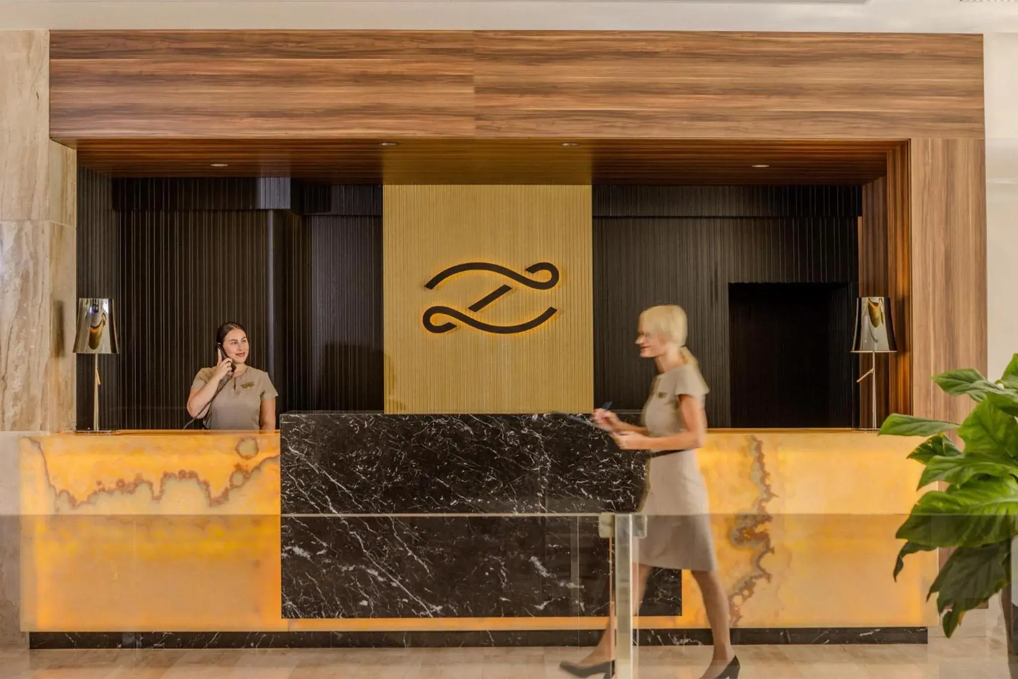 Lobby or reception in Zafiro Palace Palmanova Lobby or reception in Zafiro Palace Palmanova