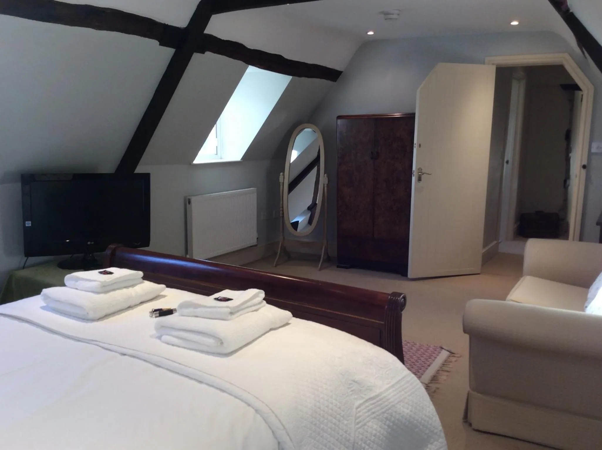 Bed in Castle Farm House B&B