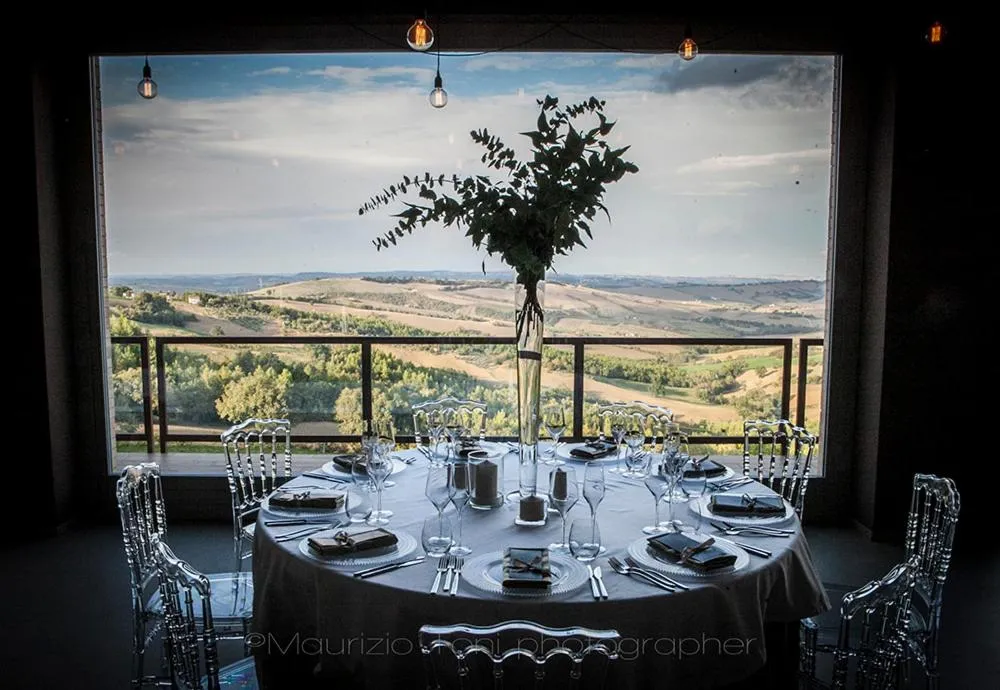 Restaurant/places to eat in Villa Anitori Prestige Relais & Spa