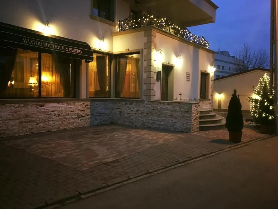 Facade/entrance in Hotel Aviator Boutique