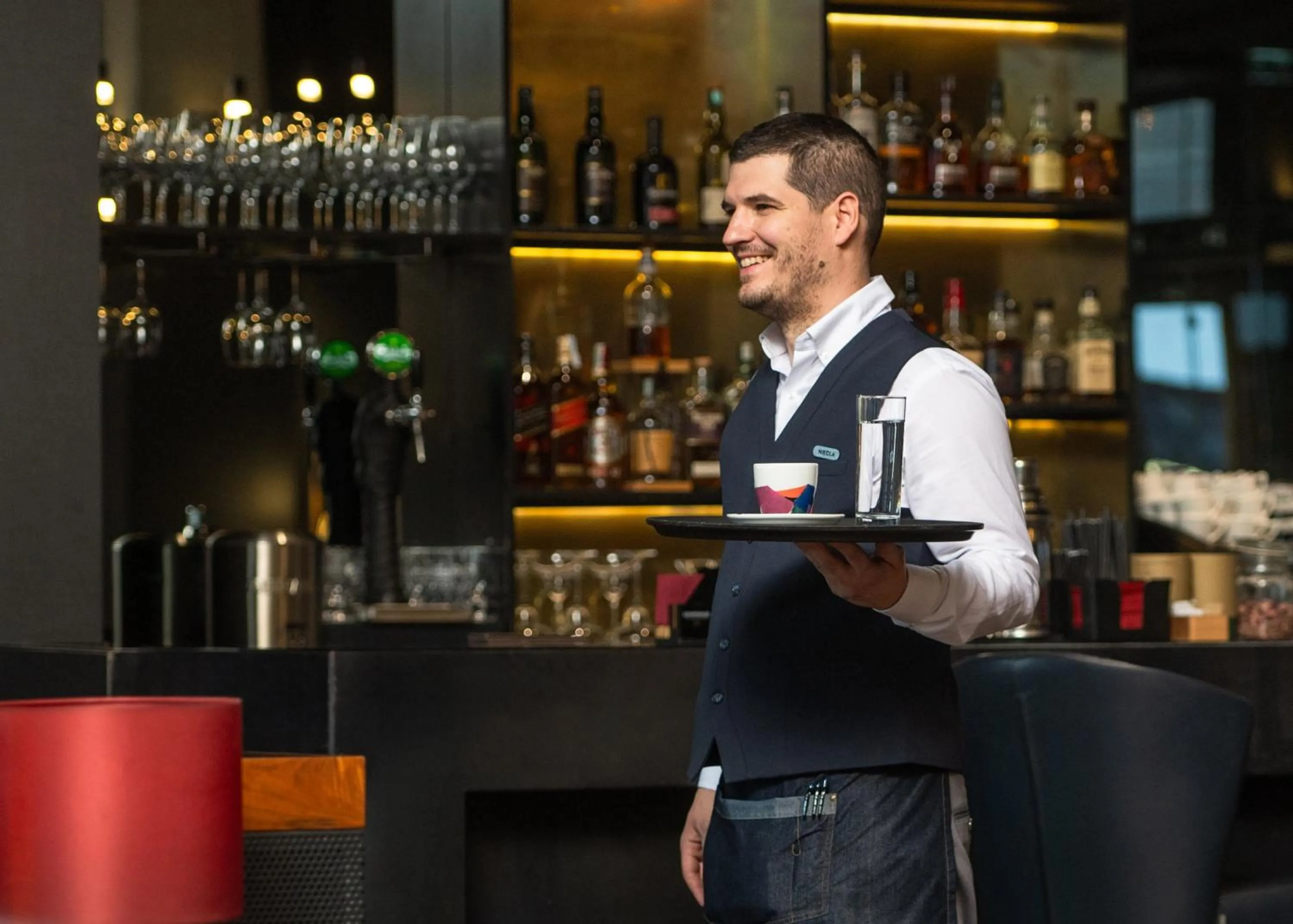 Lounge or bar in Crowne Plaza Podgorica by IHG