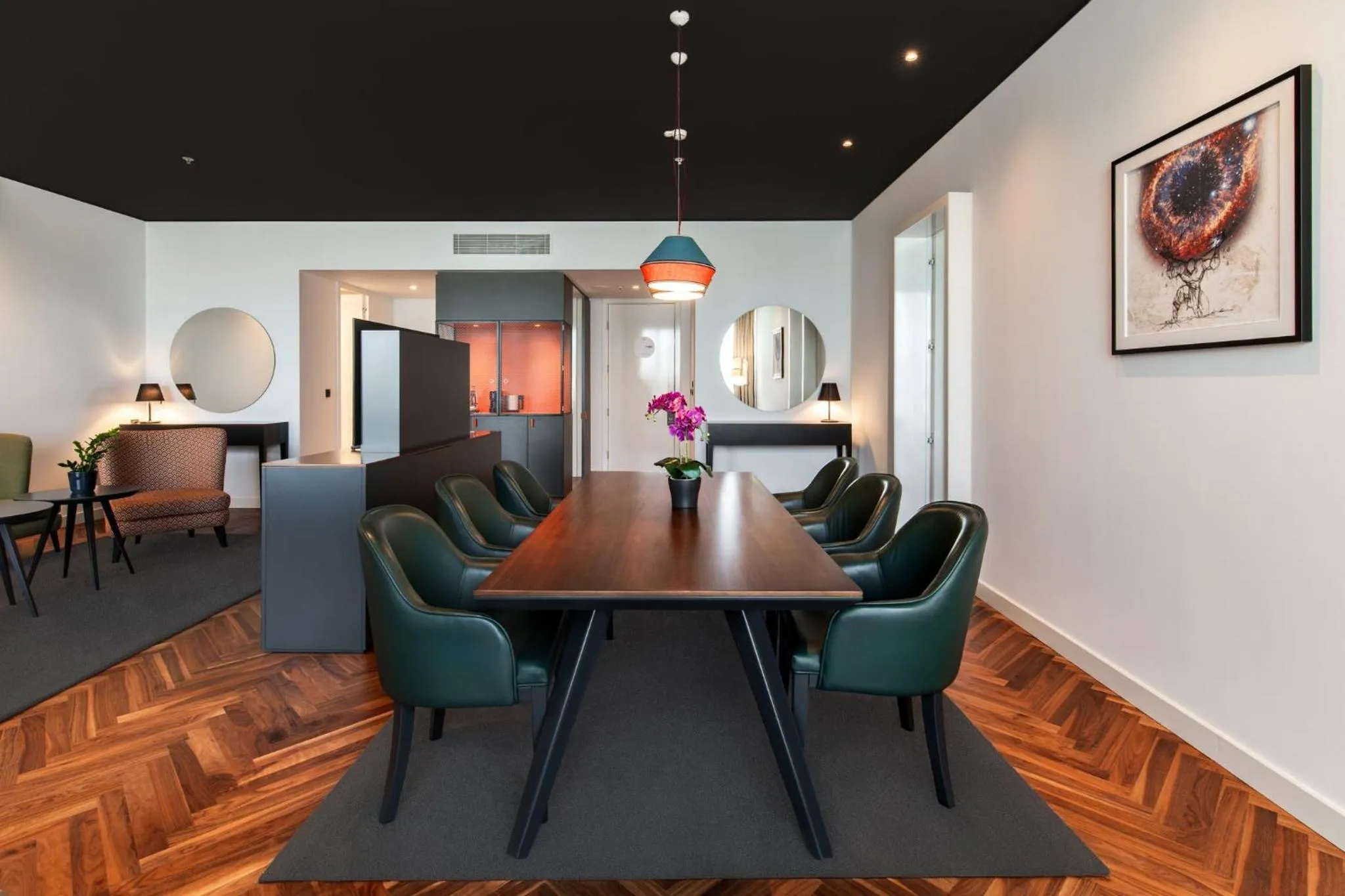 Photo of the whole room in Crowne Plaza Podgorica by IHG