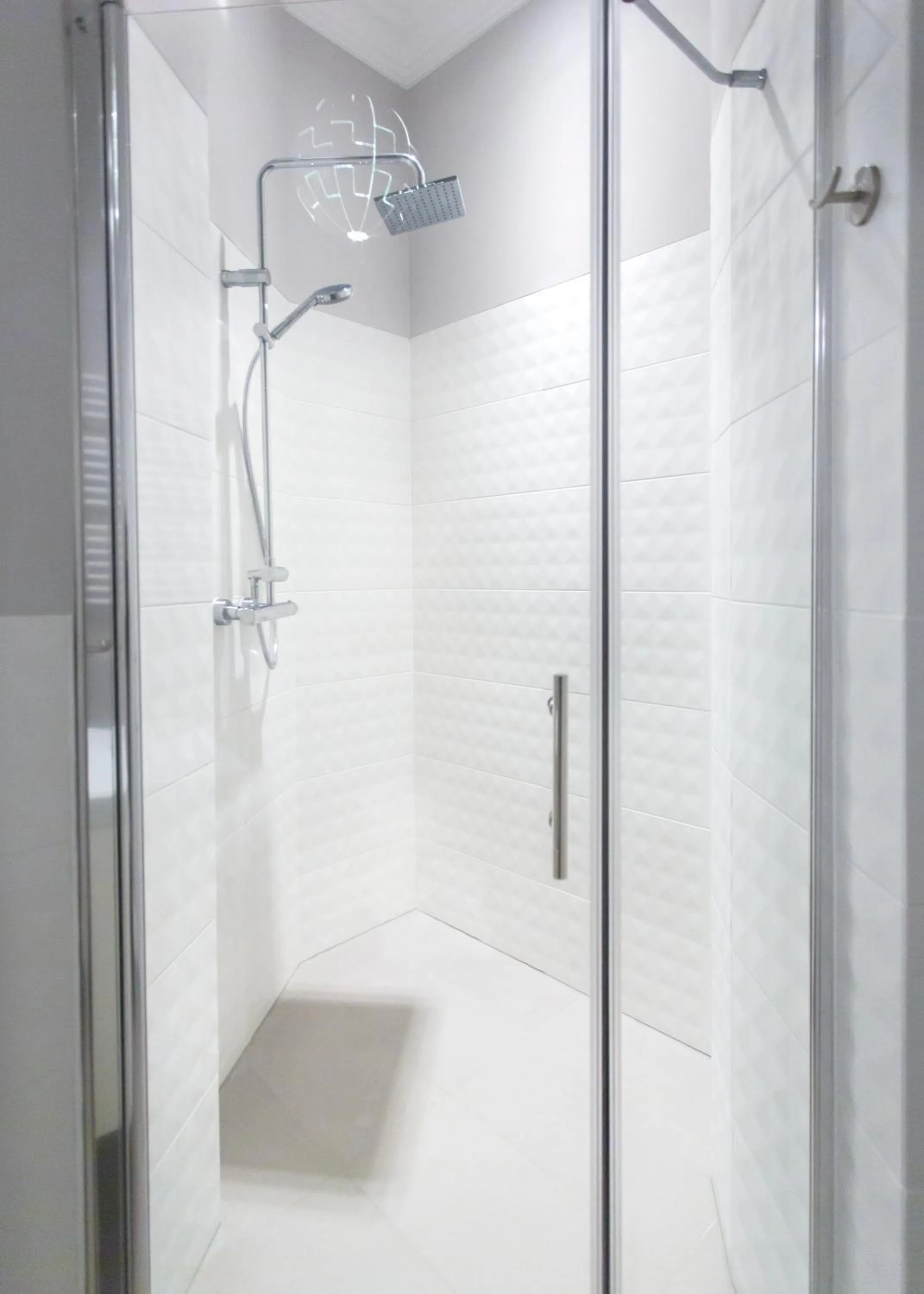 Shower in Dream Team Zamoyskiego