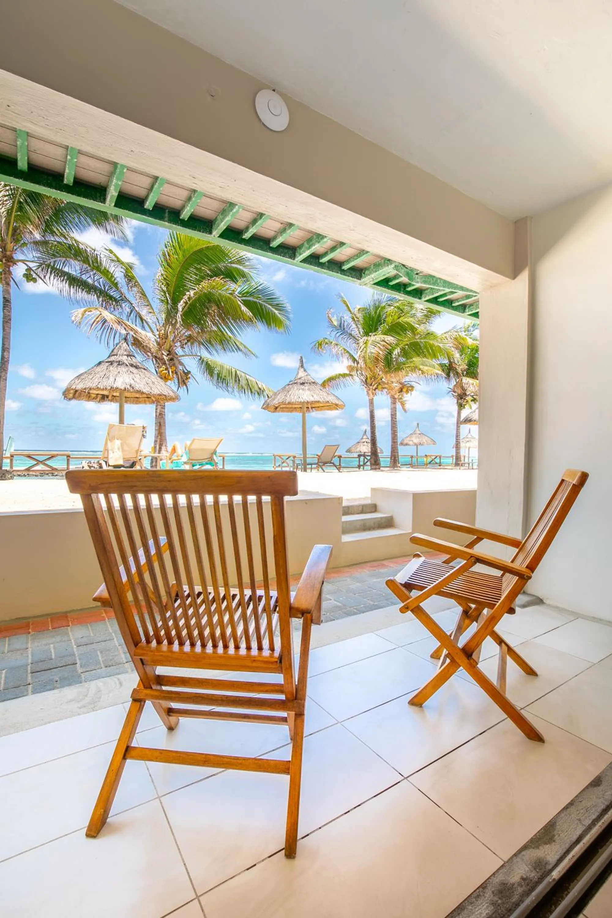 Balcony/Terrace in Le Peninsula Bay Beach Resort & Spa