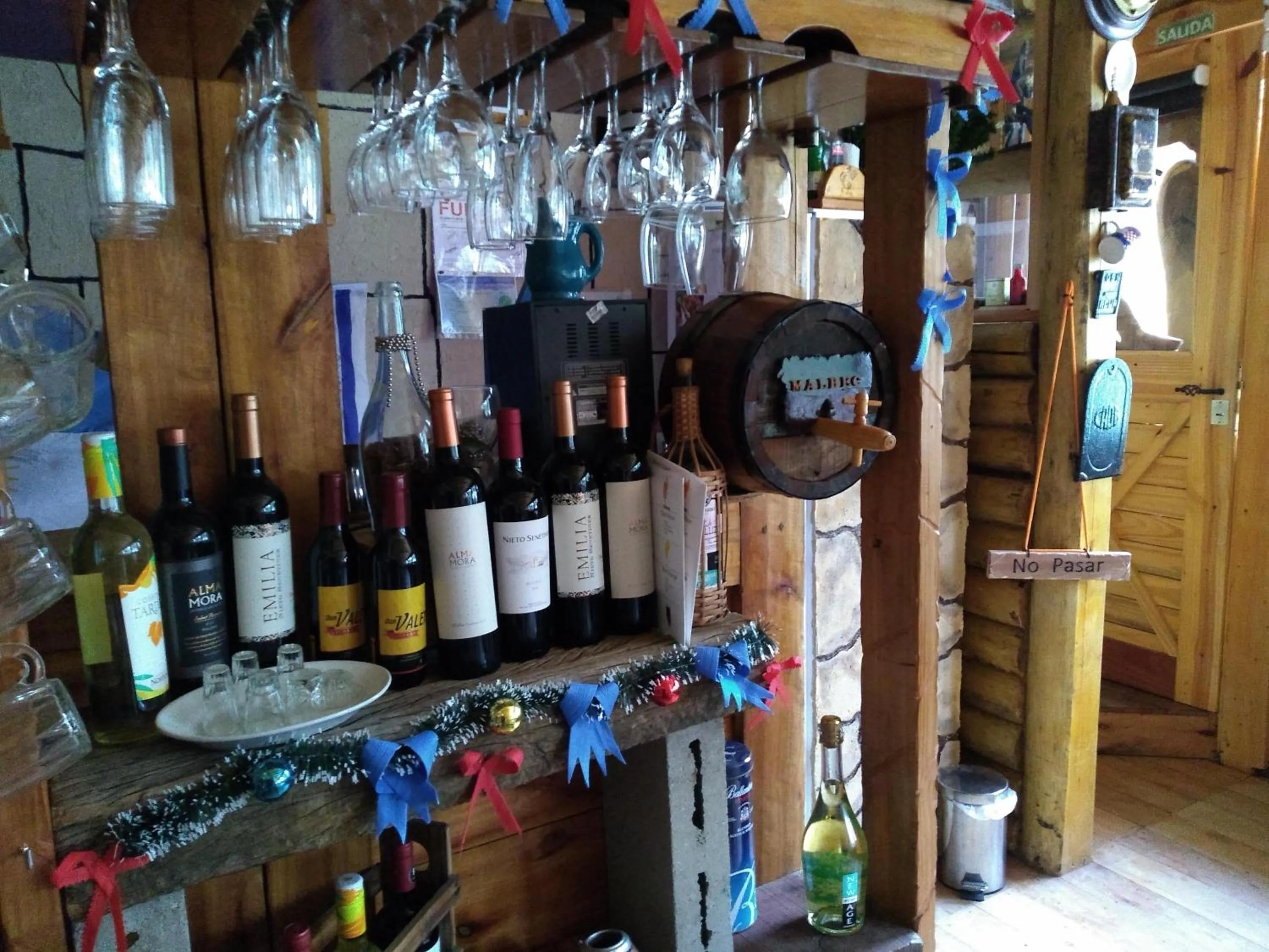 Restaurant/places to eat in Pualy Resort & Spa