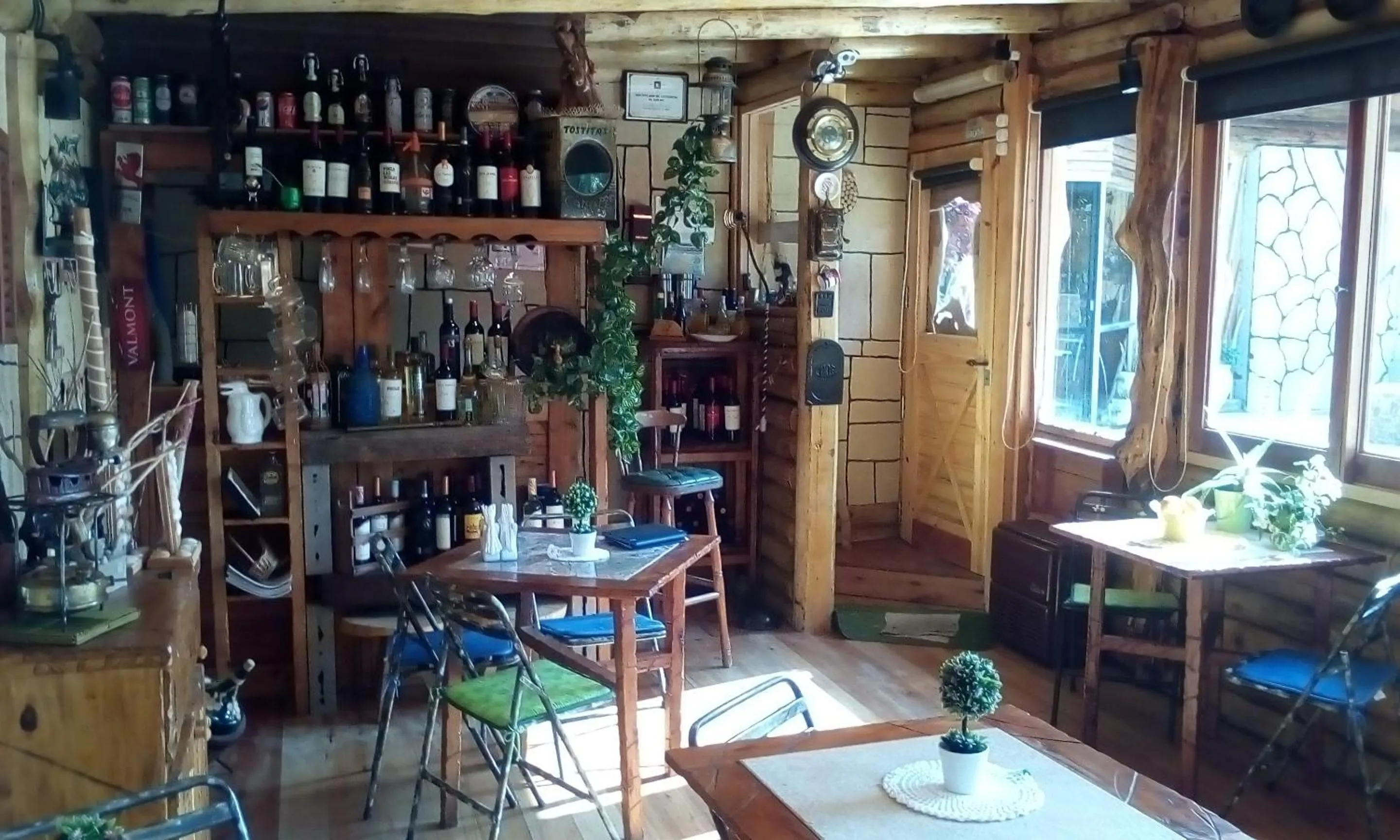 Restaurant/places to eat in Pualy Resort & Spa