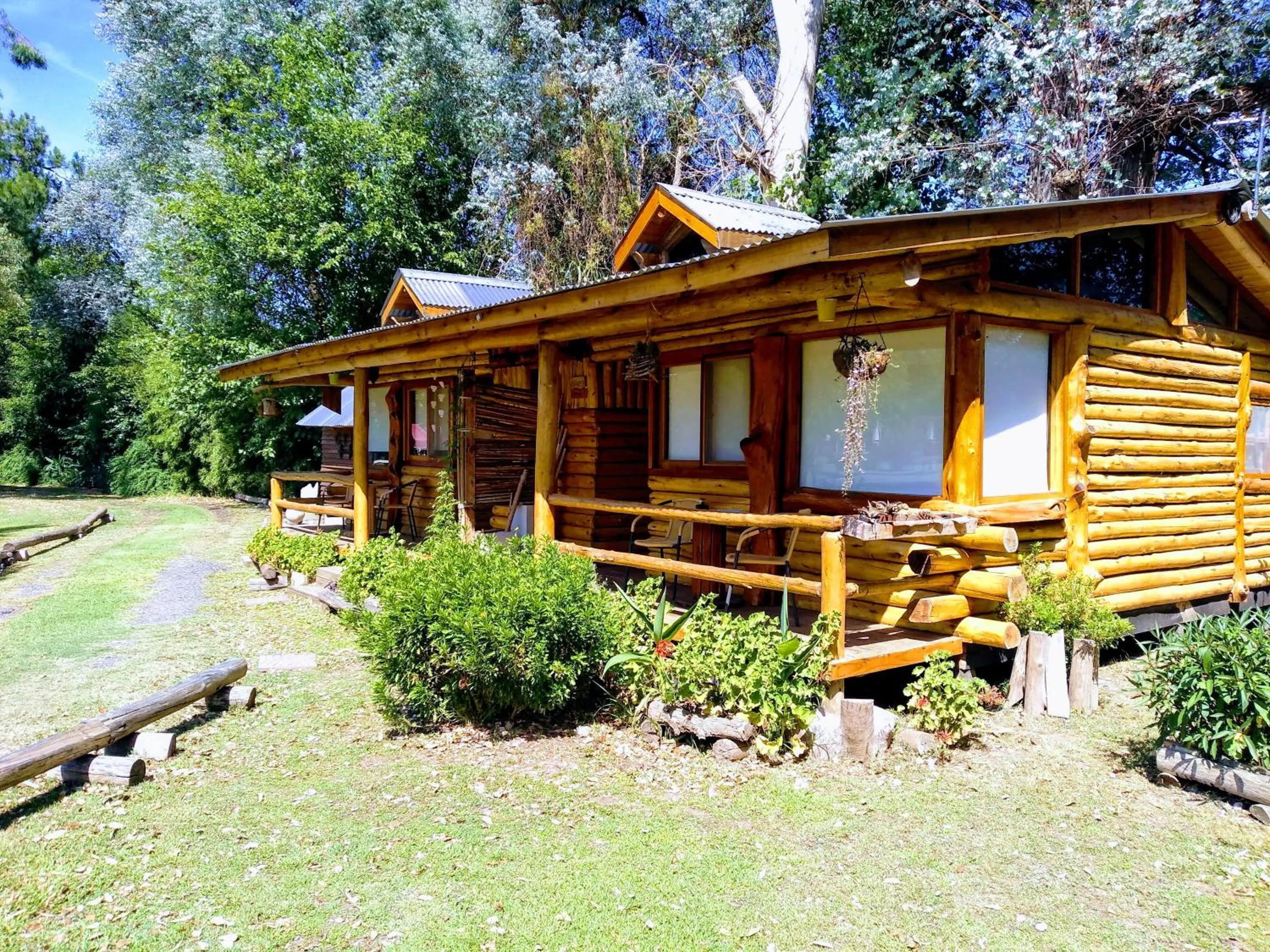 Property building in Pualy Resort & Spa