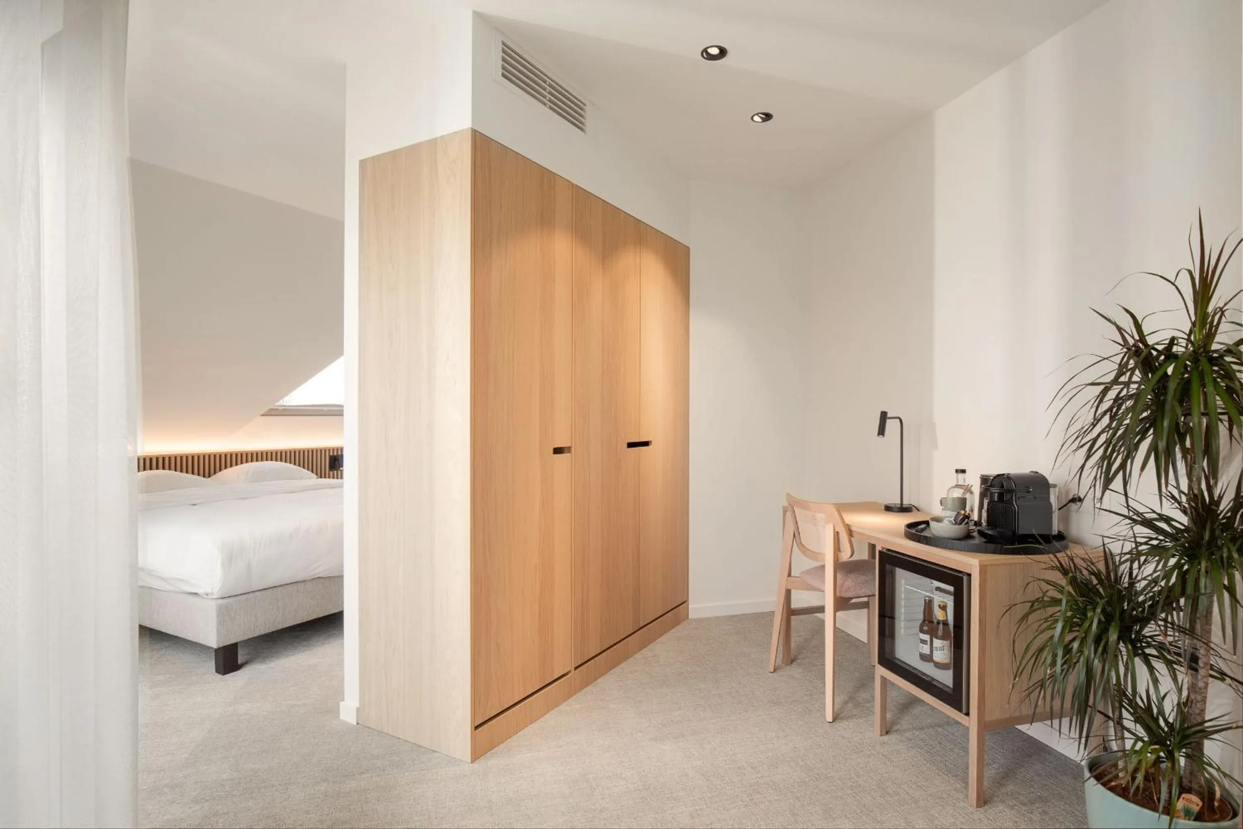 Seating area, Bed in Hotel Chamade