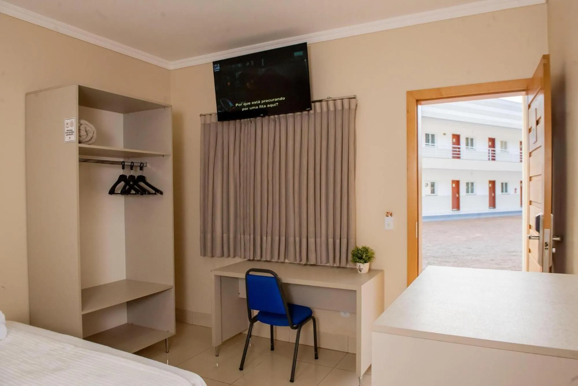 Bed in Hotel Tropical Garden