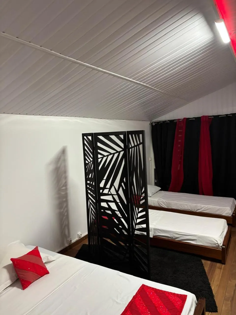 Bedroom, Bed in Kasentof
