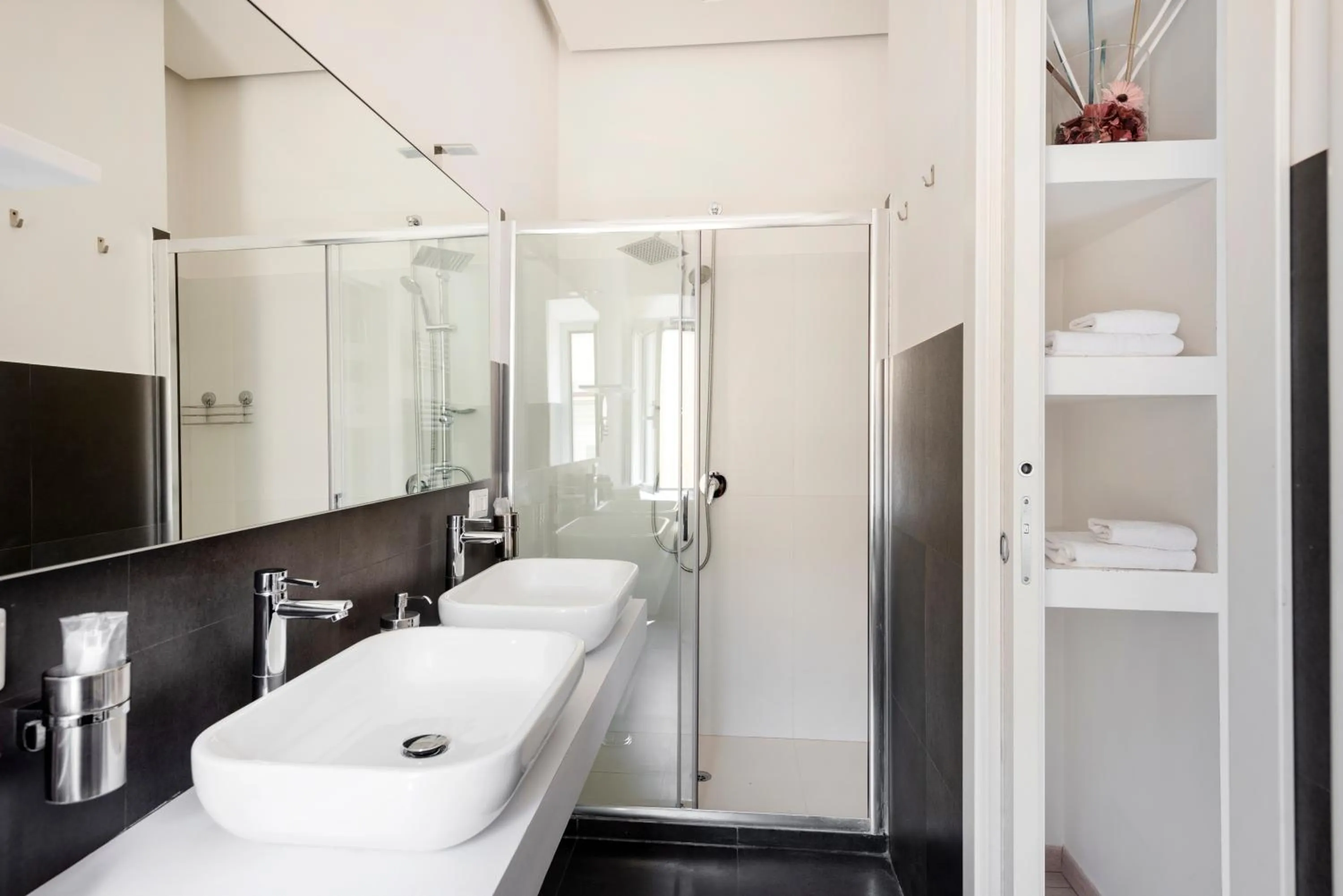 Bathroom in Maison Piazza Cavour