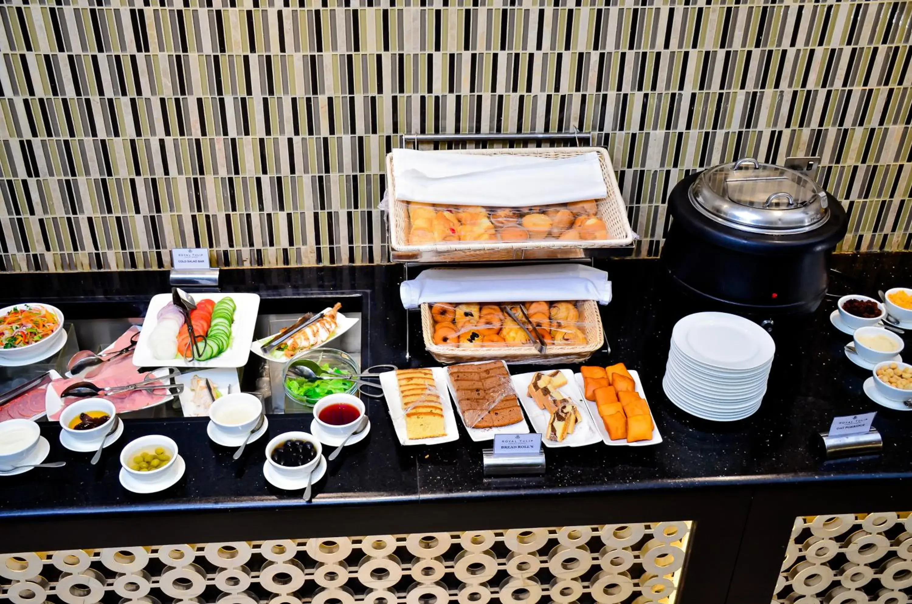 Restaurant/places to eat in Royal Canaan Nairobi Hotel Restaurant/places to eat in Royal Canaan Nairobi Hotel