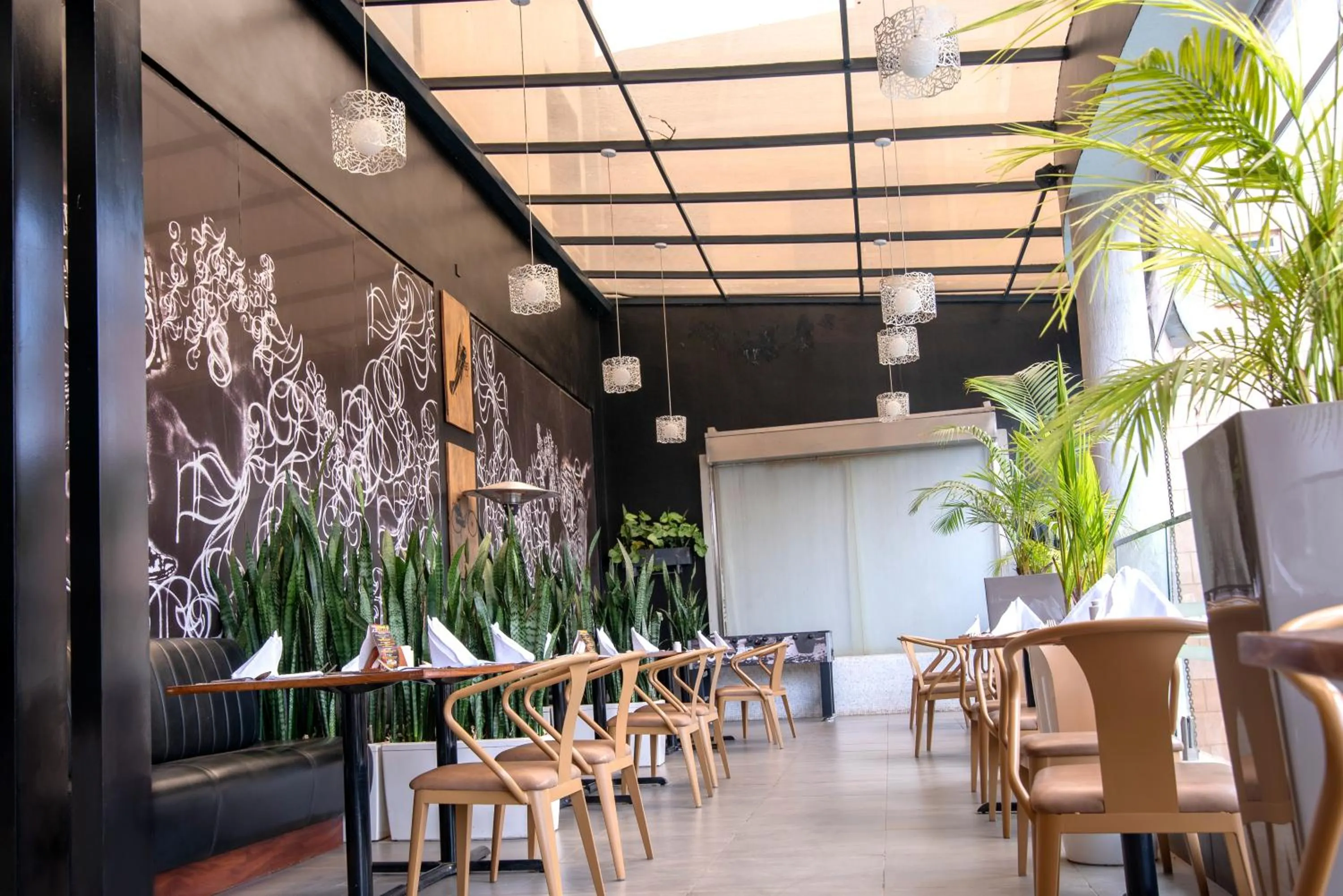 Restaurant/places to eat in Royal Tulip Canaan Nairobi